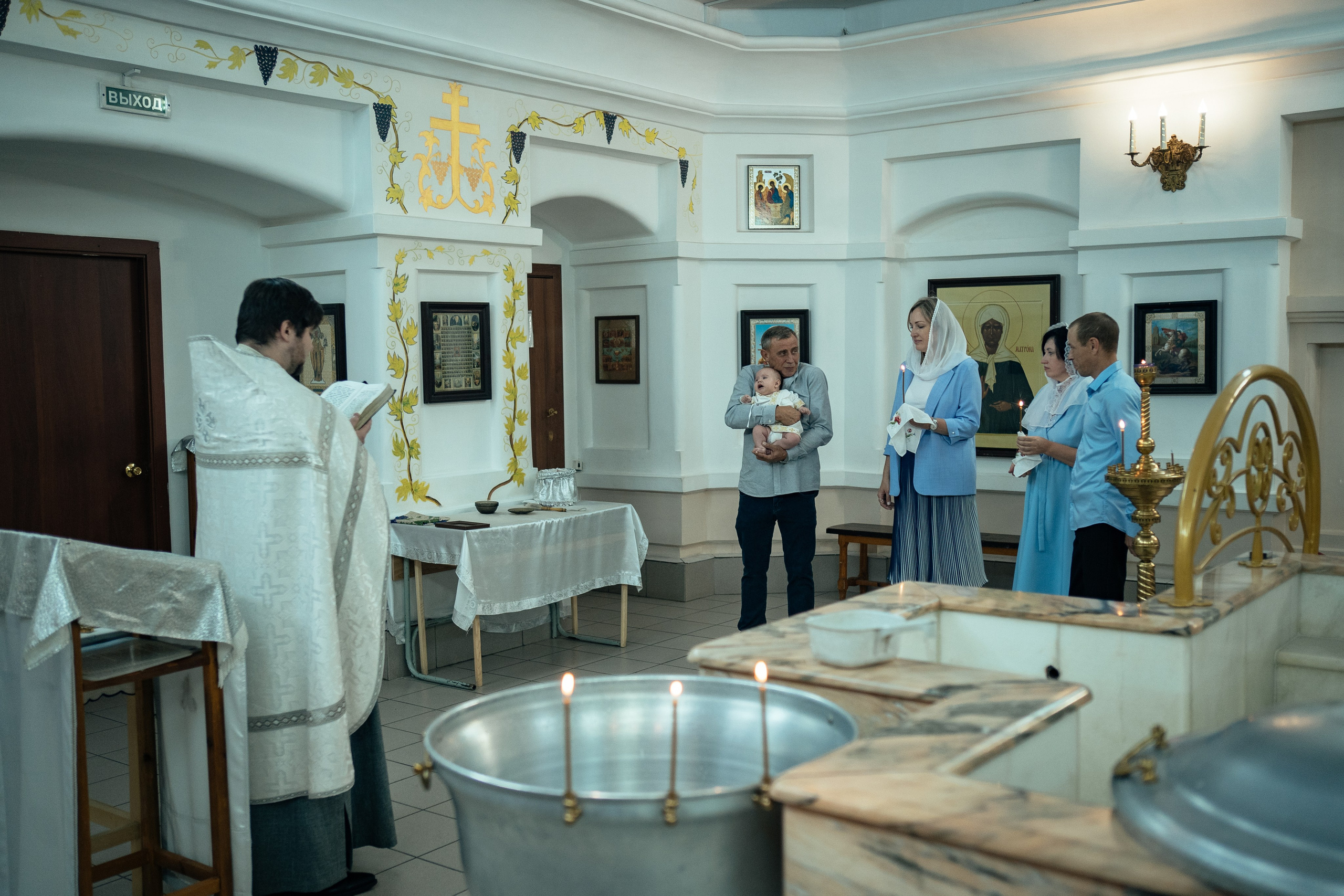 Крещение и венчание. Семейный и детский фотограф в Красноярске Байкалова Людмила