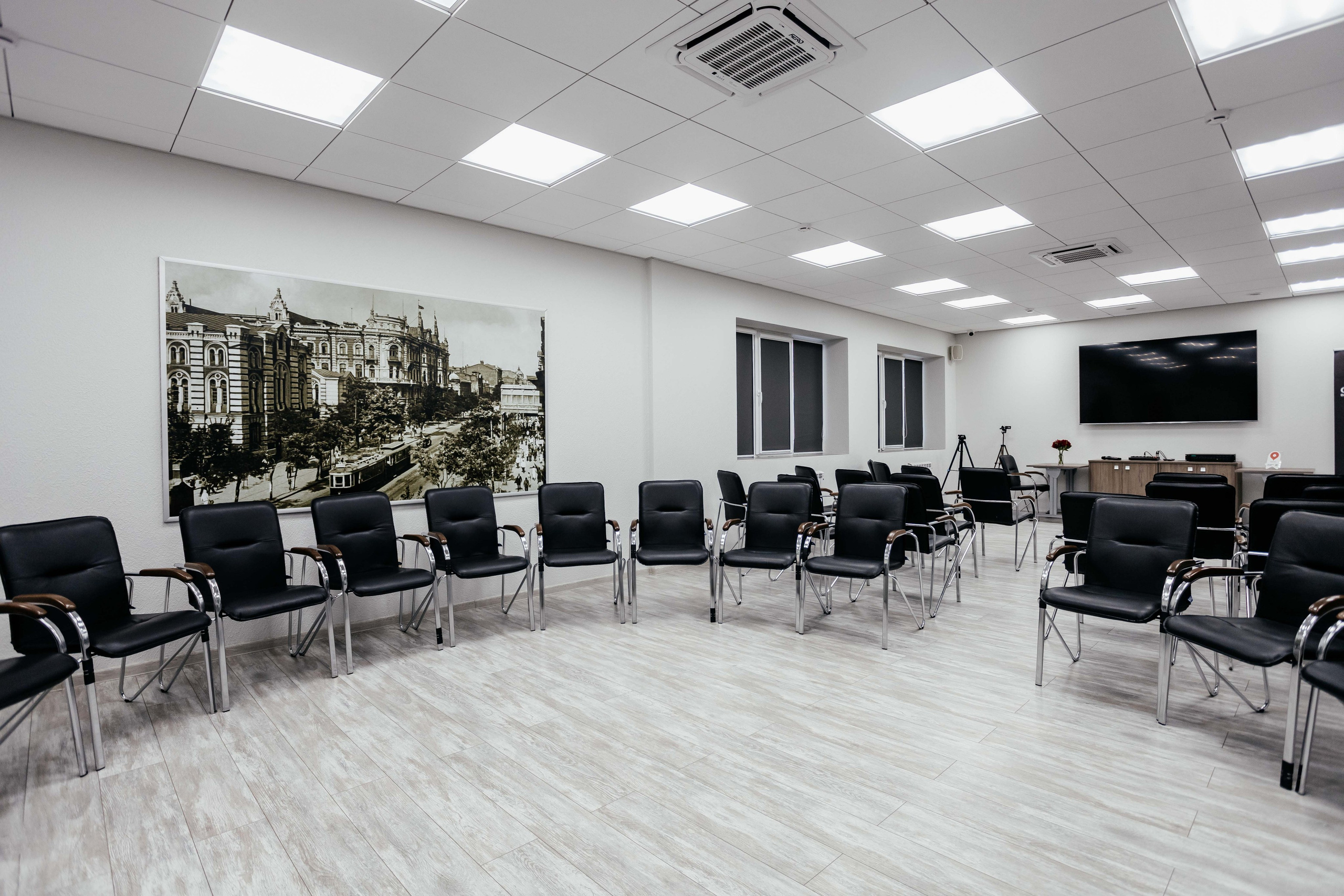 Custom House. Контент фотограф в Ростове-на-Дону Мардус Павел