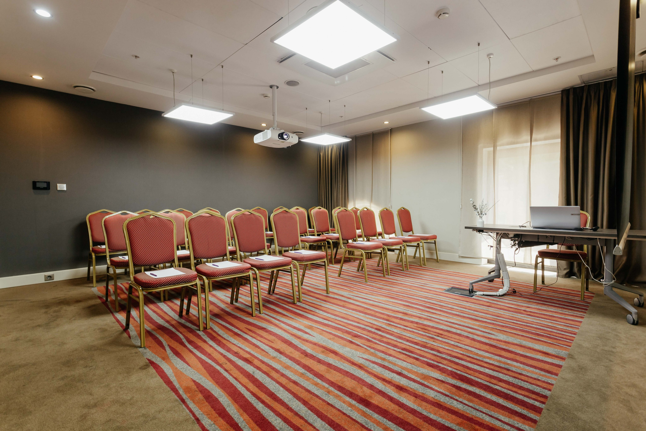 Отель Mercure. Контент фотограф в Ростове-на-Дону Мардус Павел