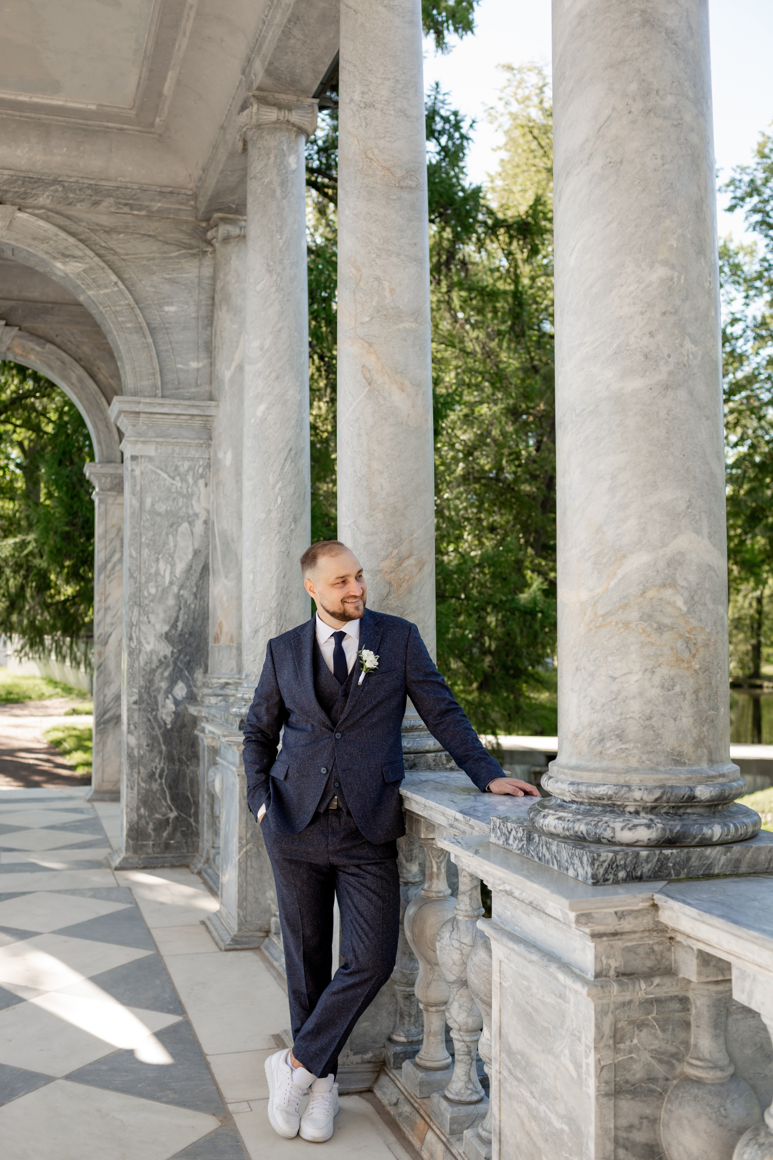 Свадебная фотопрогулка в Пушкине. Свадебный фотограф Кирилл Белый