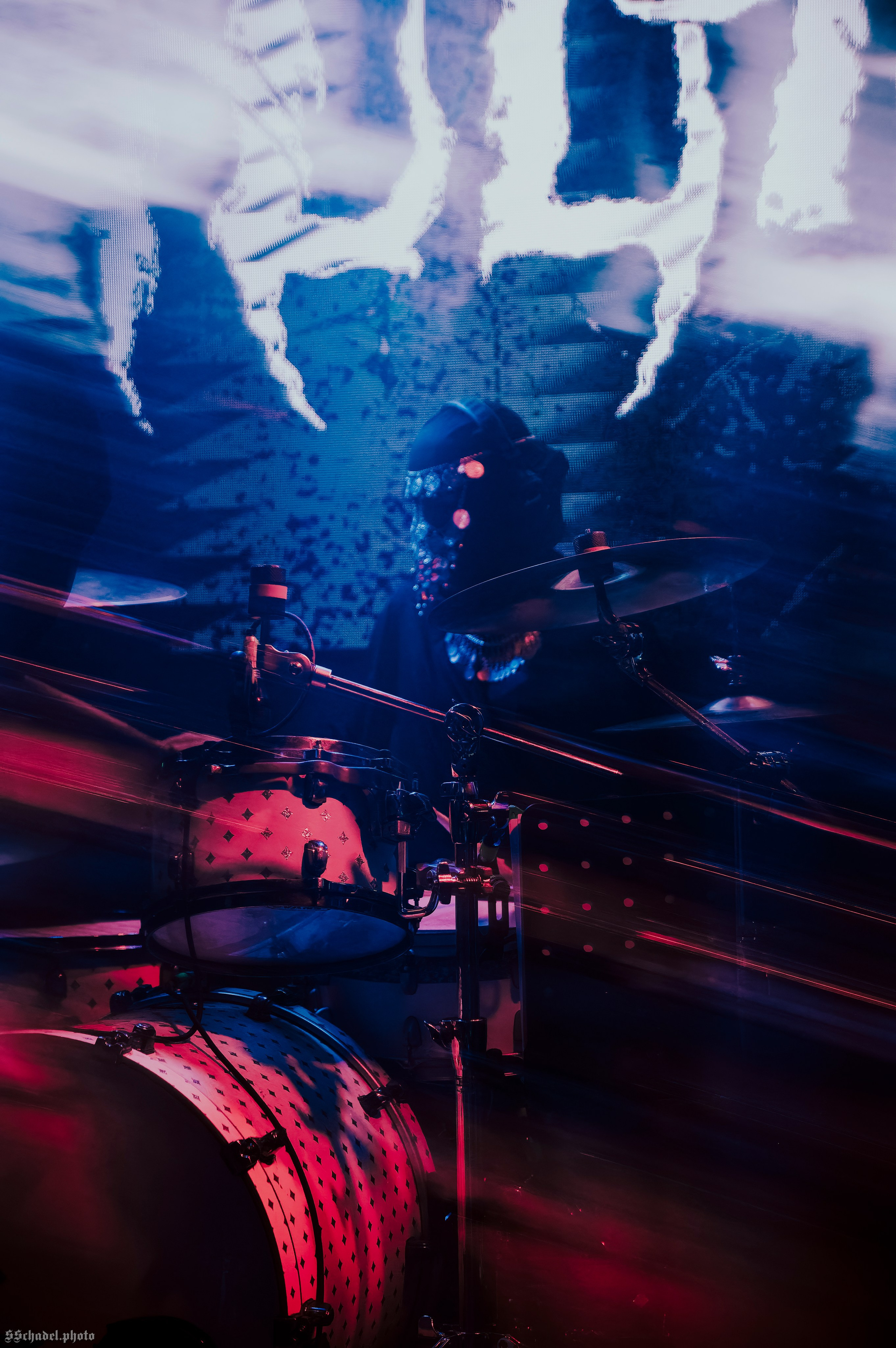 ILLA 08.05.26. We will make everything metal!