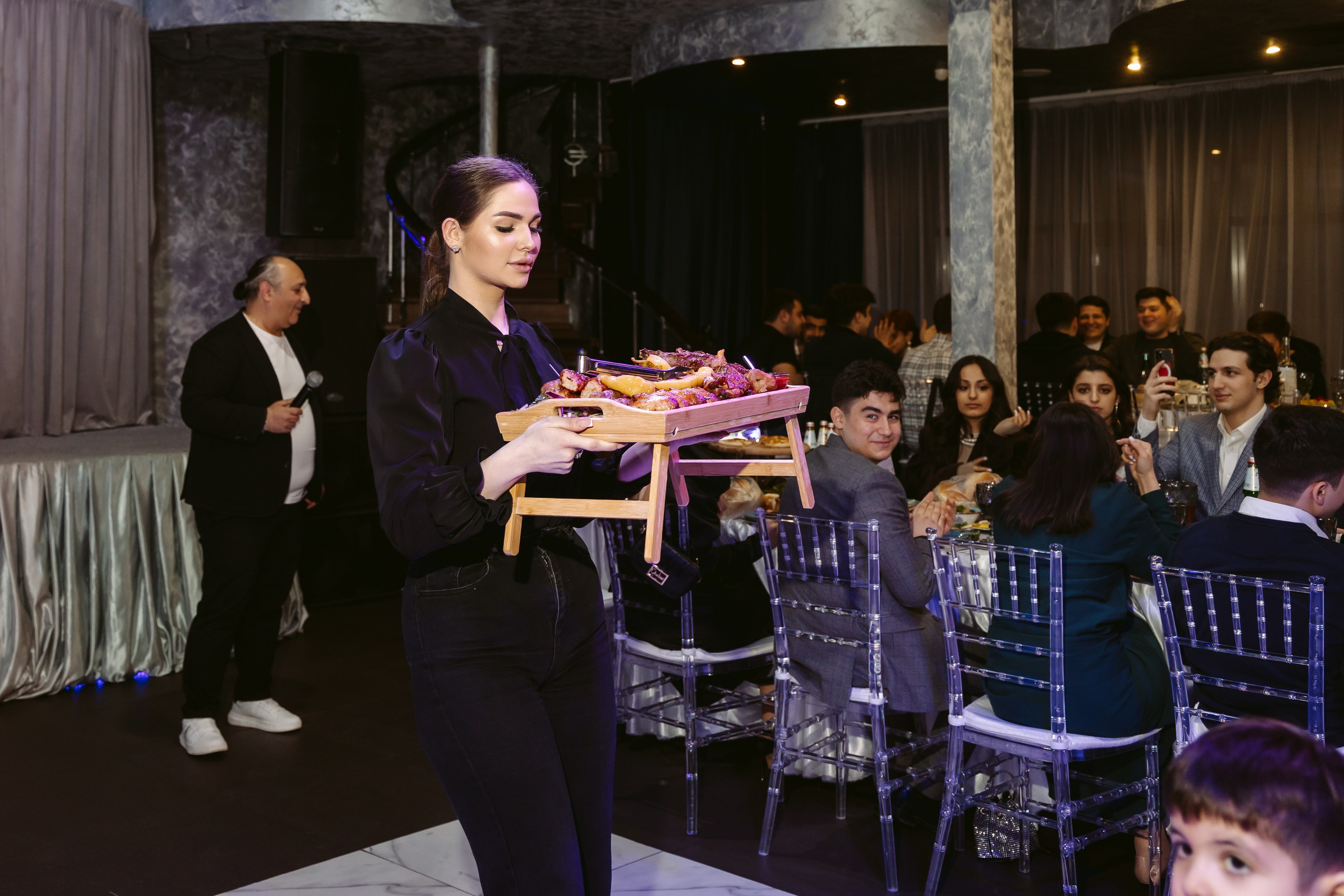 День рождения 04.04.2024 г. Свадебный Фотограф в Москве Гор Магтагян