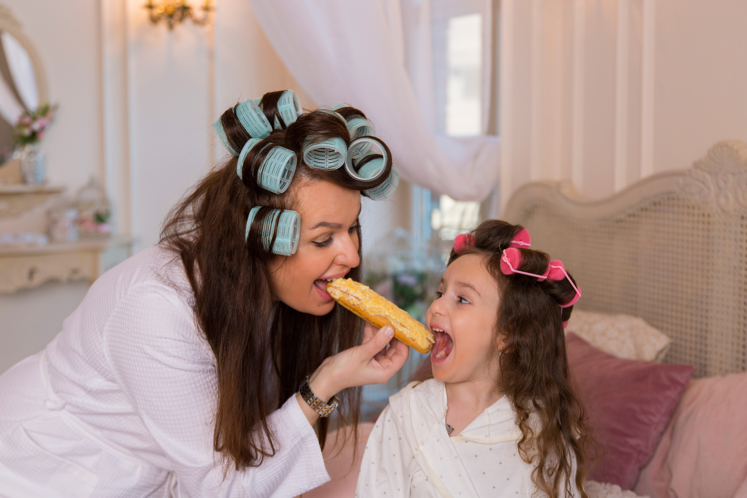 Утро мамы и дочки. Семейный и свадебный фотограф в Санкт-Петербурге Татьяна Швыкова