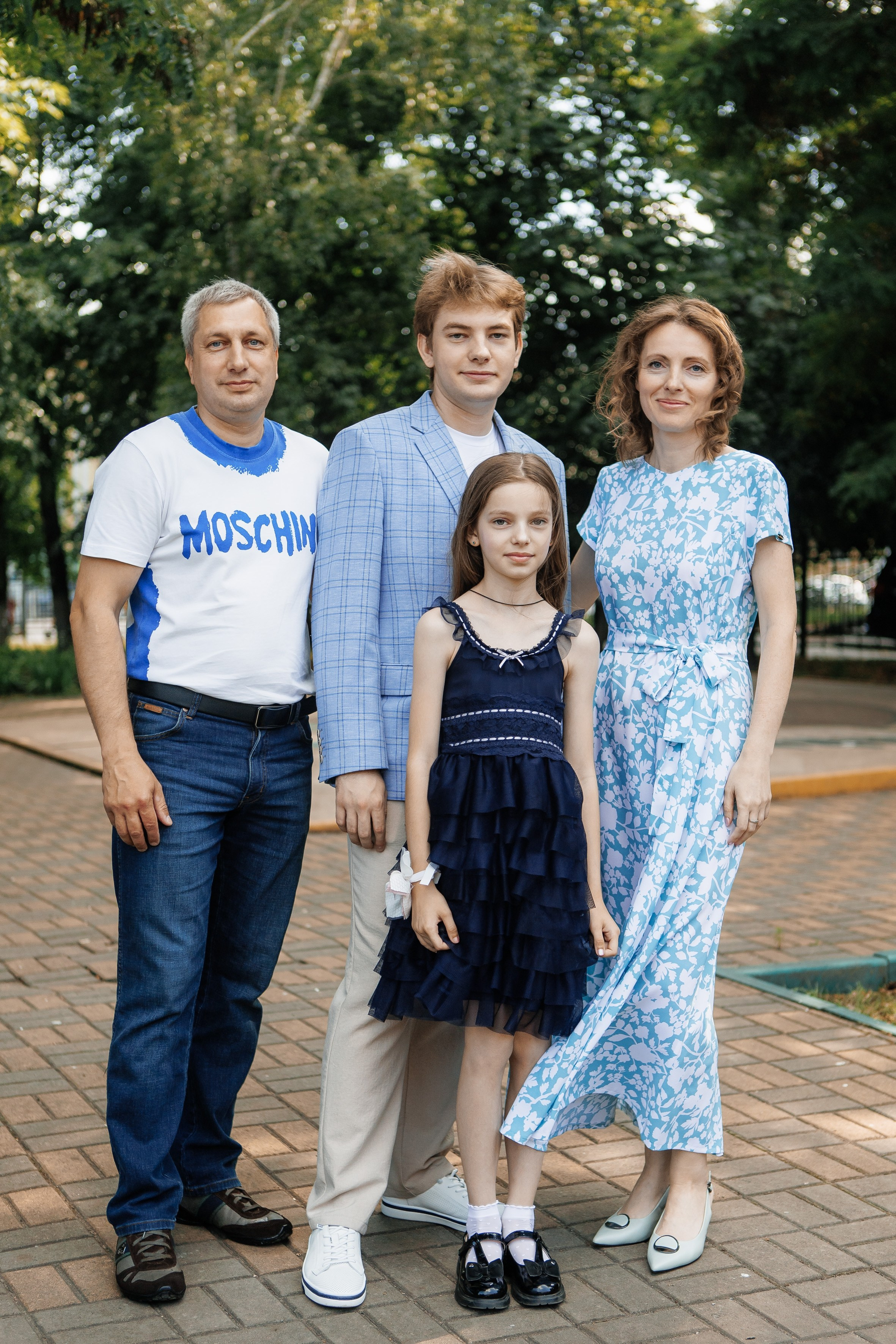 Выпускной Гимназия 12 2024 г. Свадебный и портретный Фотограф в Липецке Дмитрий Котюков