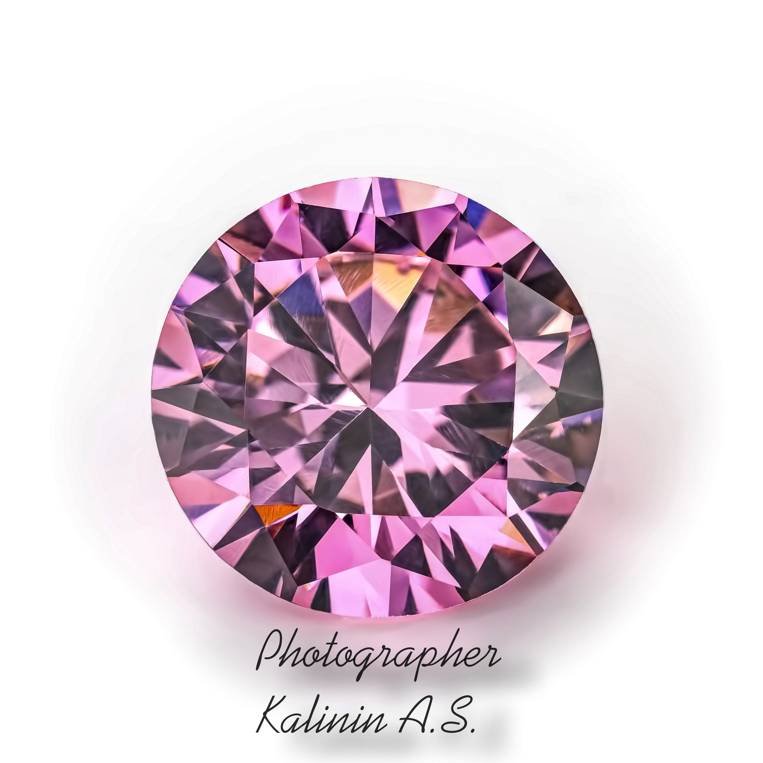 Рекламная эксклюзивная предметная фотосъёмка ювелирных изделий в Москве  тел +7 966-003-13-07. Высококачественная профессиональная рекламная фотосъёмка ювелирных украшений, драгоценных камней в Москве. Обучение, консультация