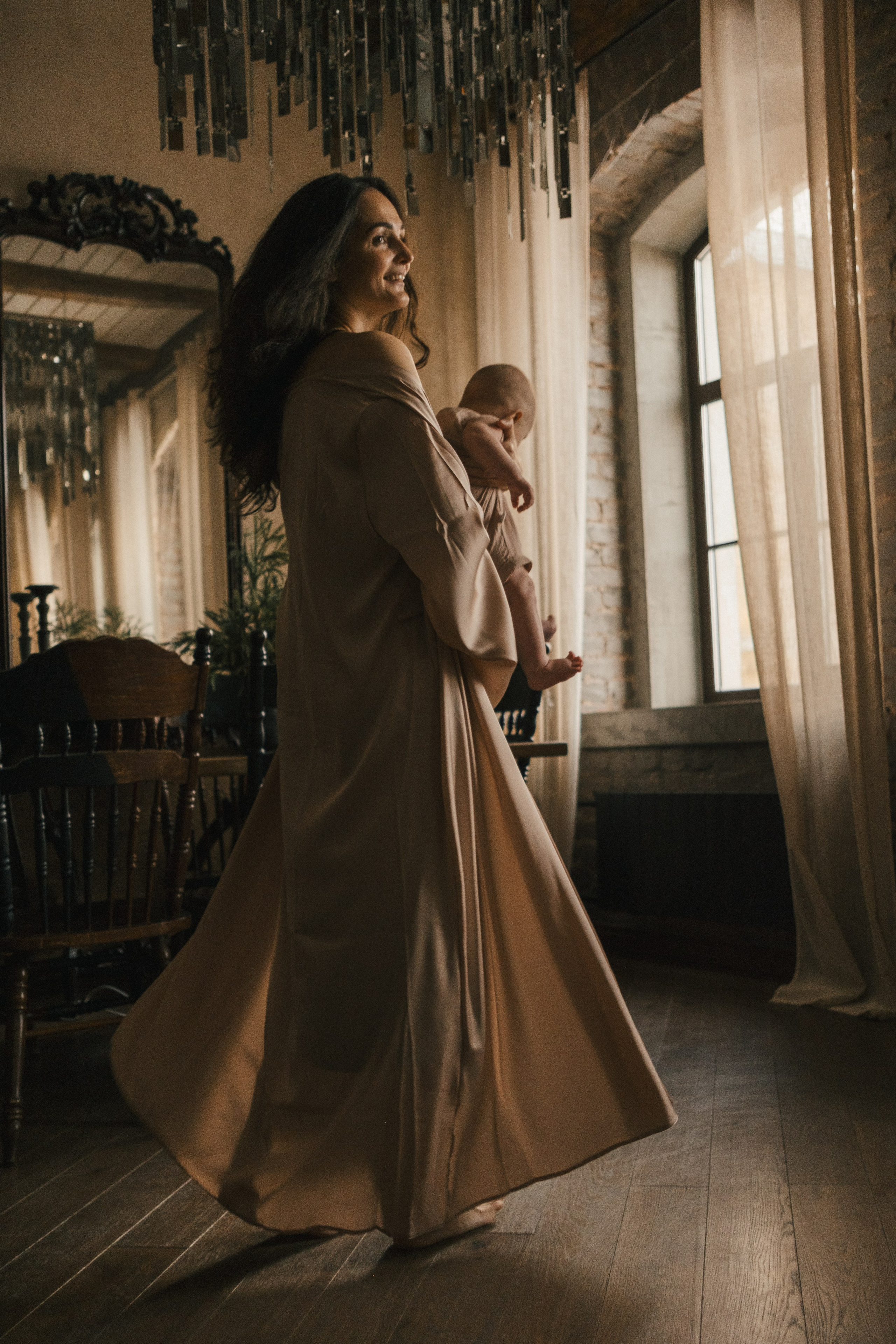 Мама и малыш. Питерское утро Светы и Мироши. Фотограф в Москве (готова приехать к вам в город)