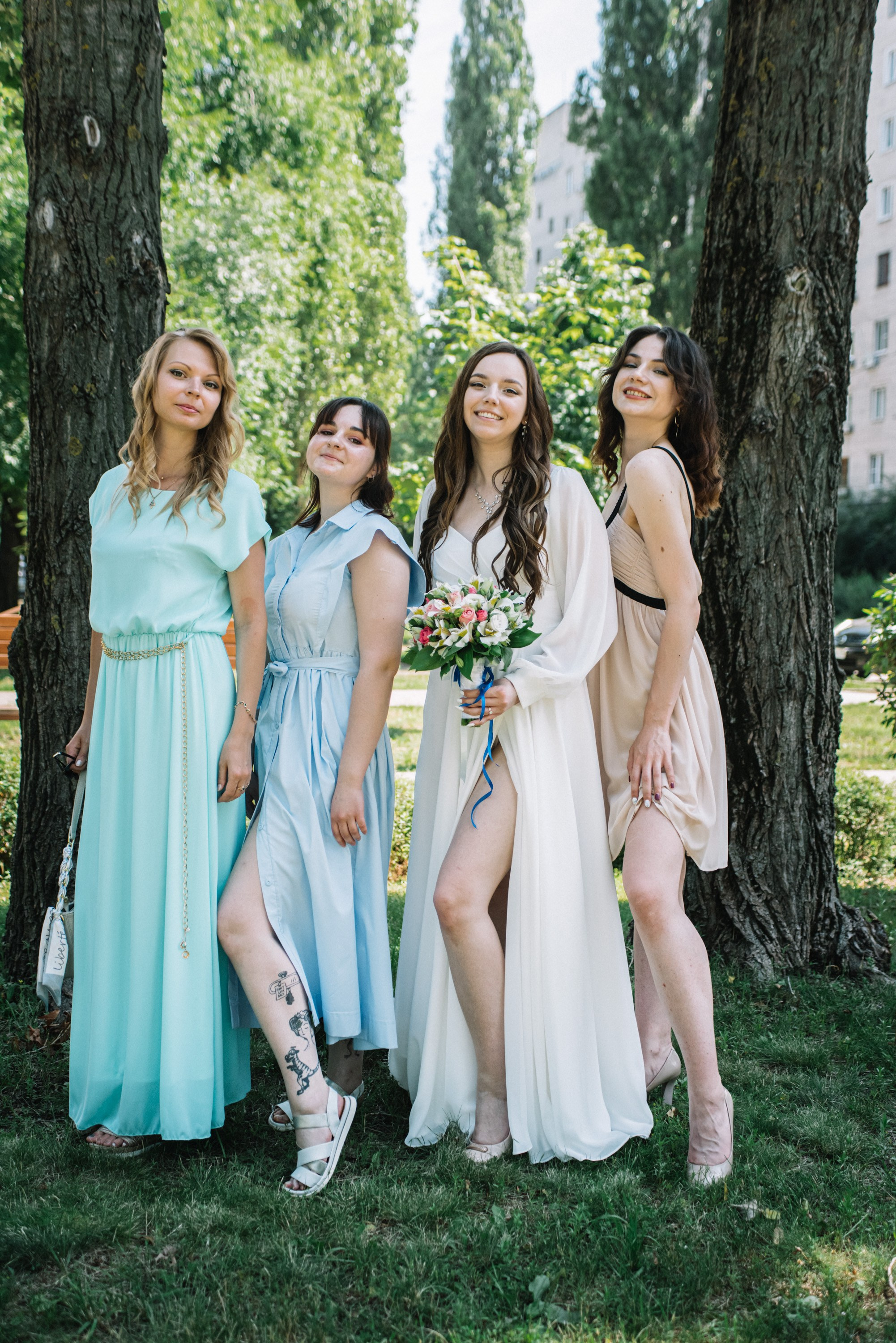 Свадебная фотосессия в автомобиле