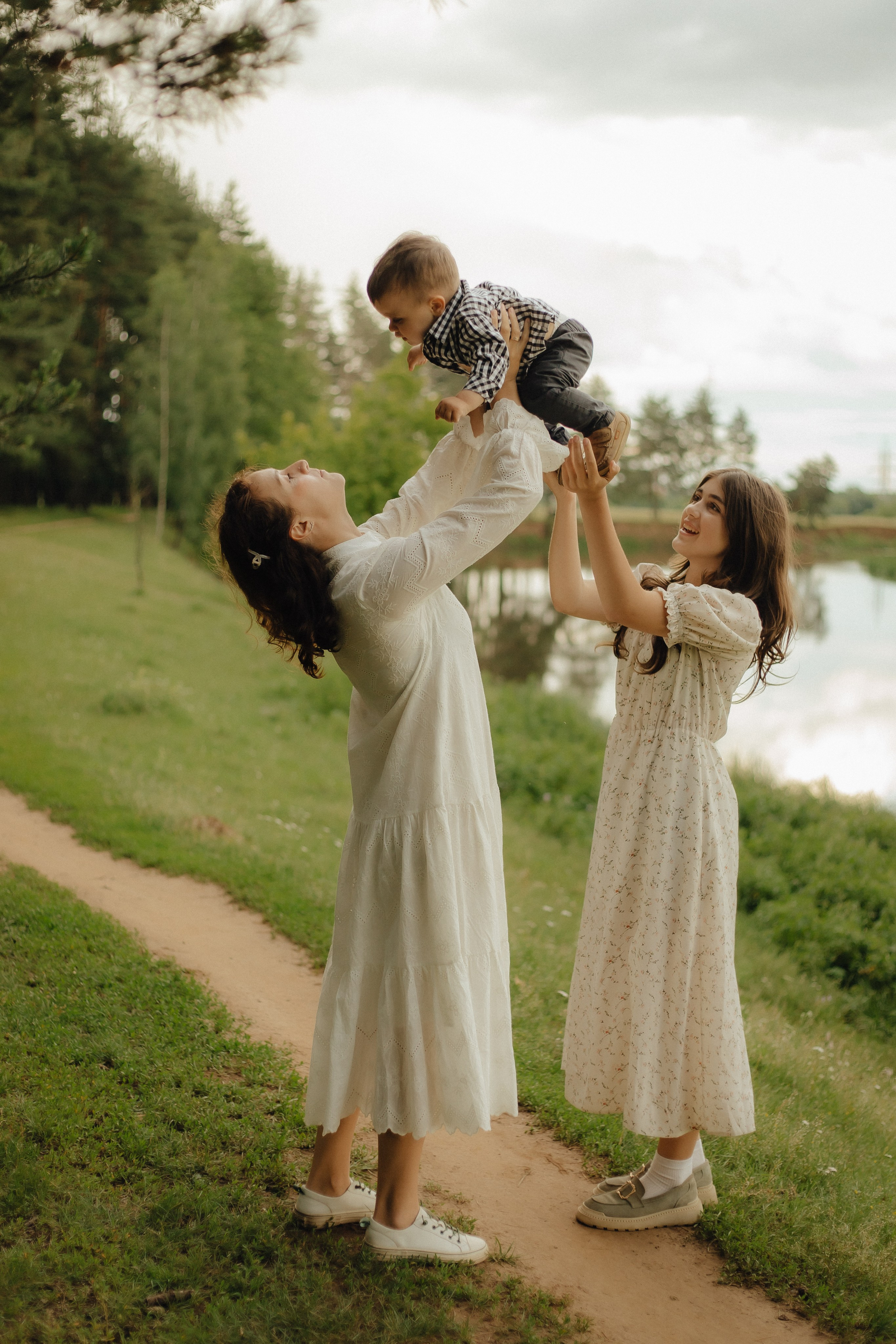 Мария с детьми. Семейный фотограф в Москве и Московской области Лазутина Валентина