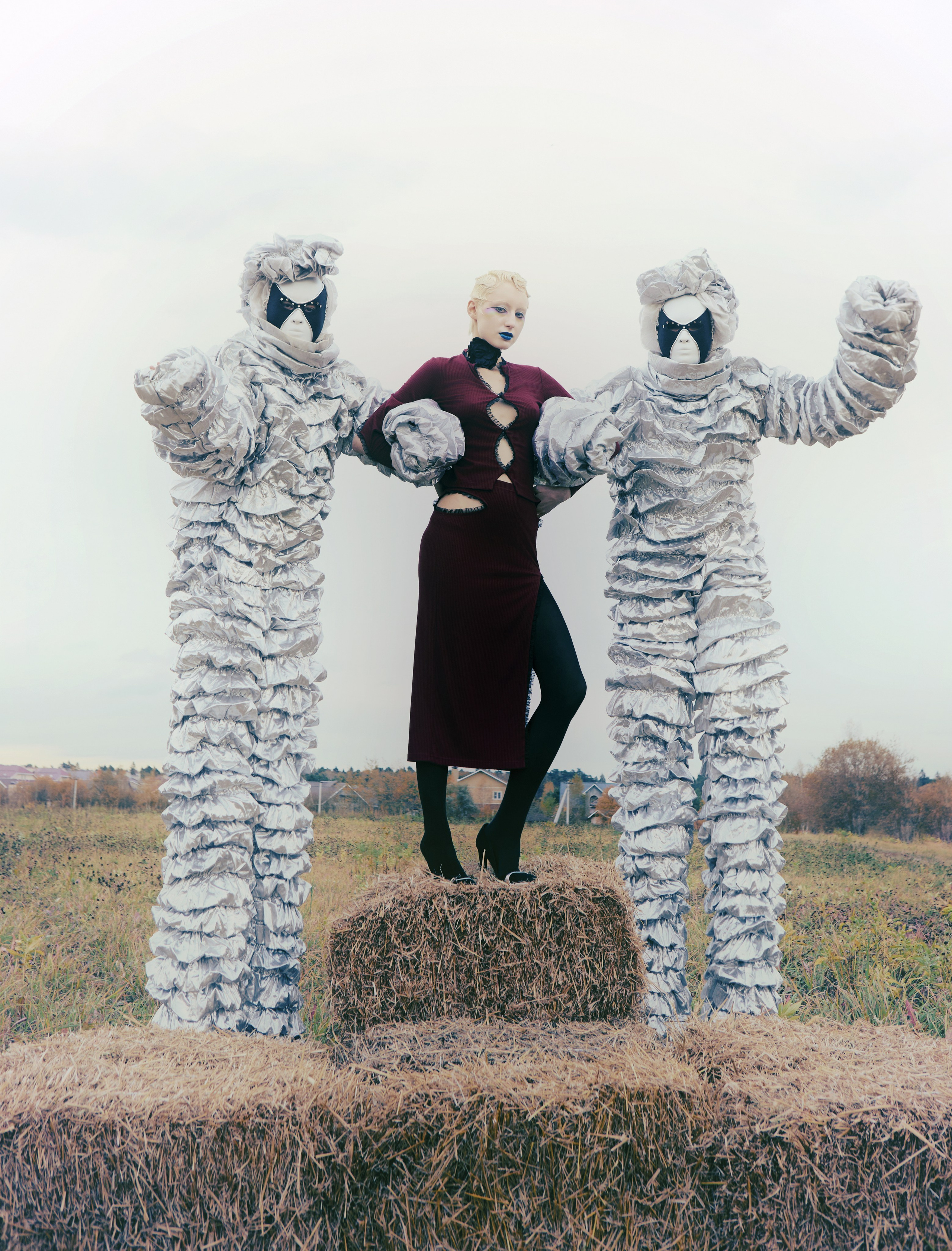 Badlon magazine: Sad circus. WORKS