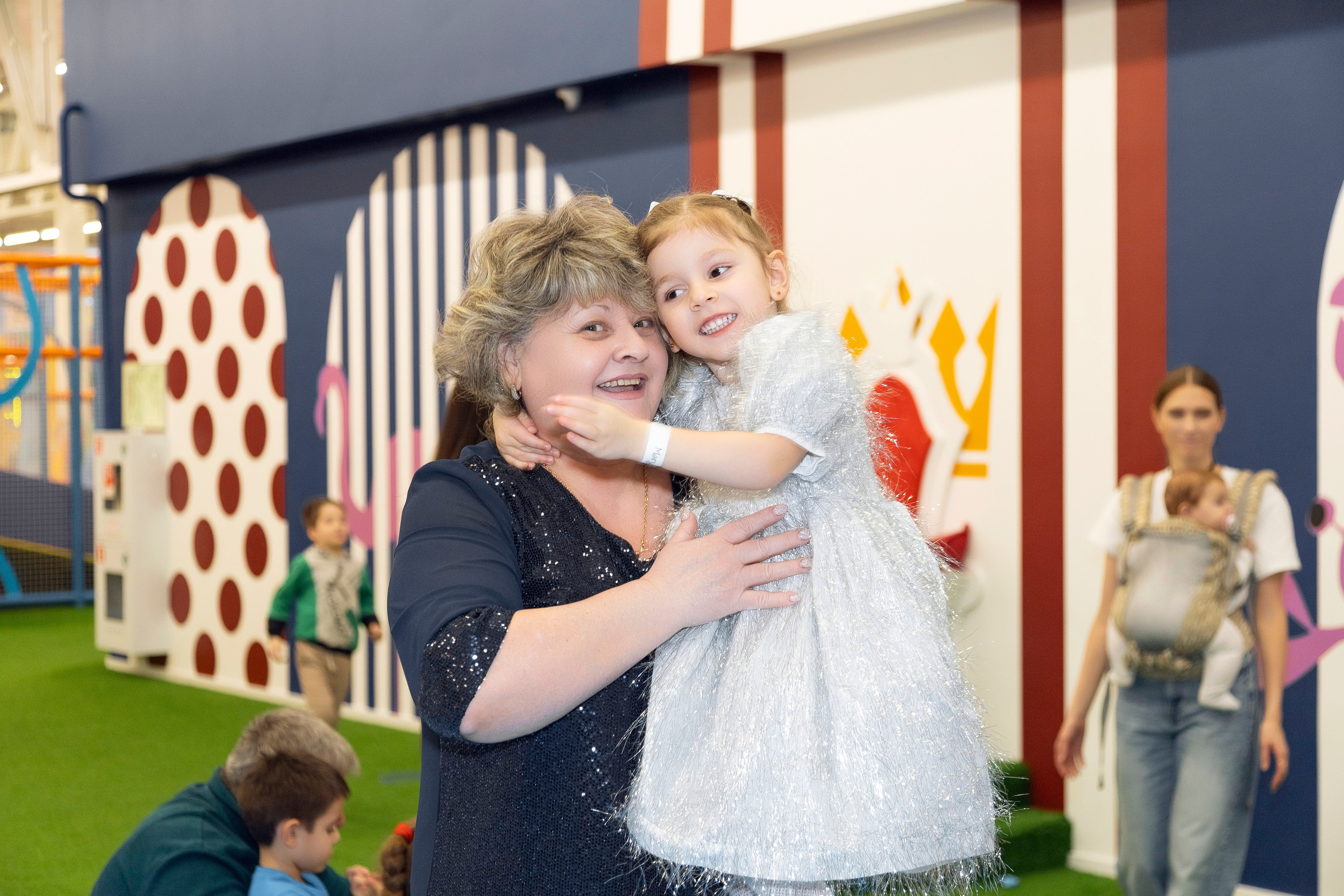 День рождение в активите-парке Магнус. Семейный фотограф в Сургуте Тимершина Мария