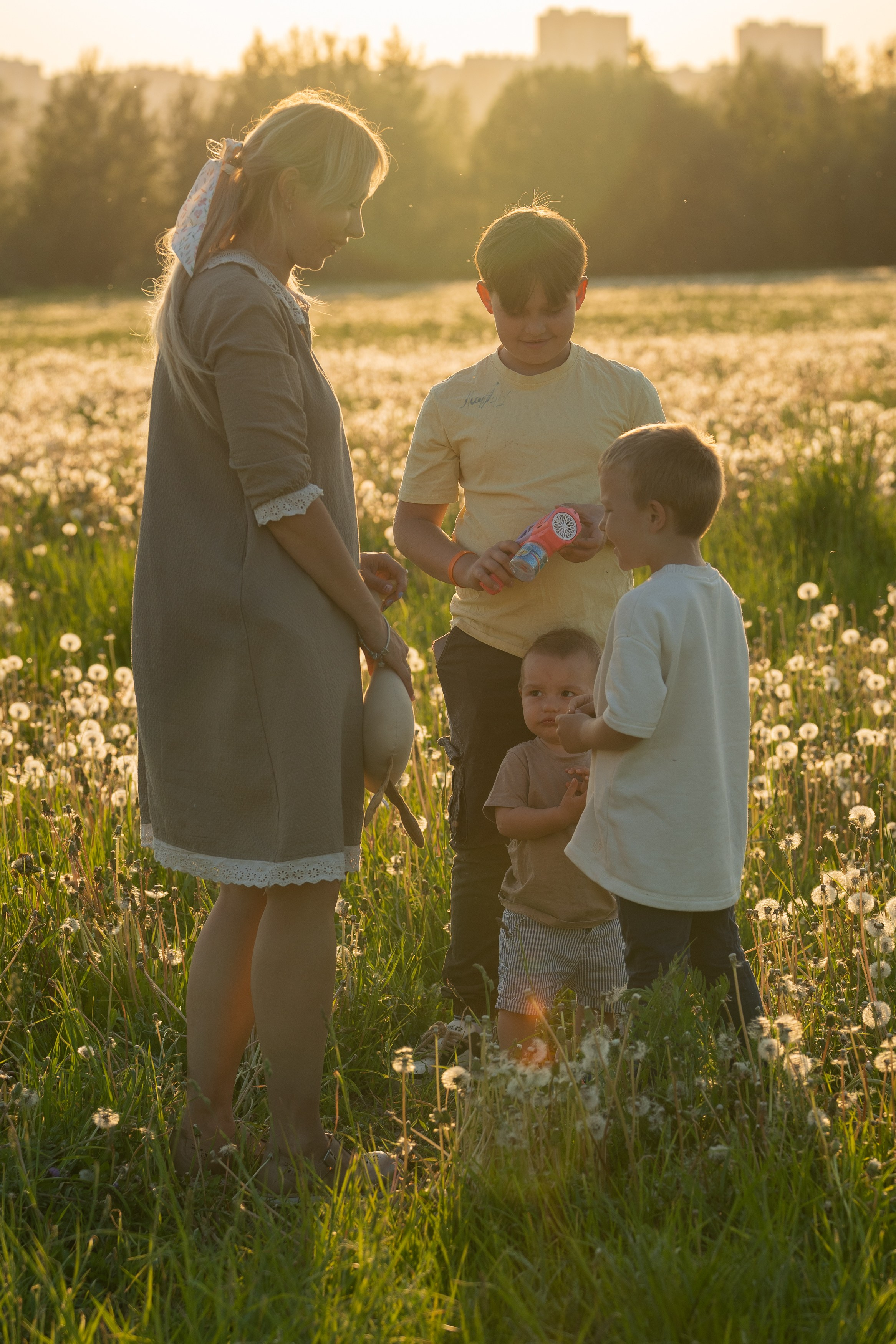 Семейная фотосессия на природе. Портретный фотограф Олеся Владимирова в Москве