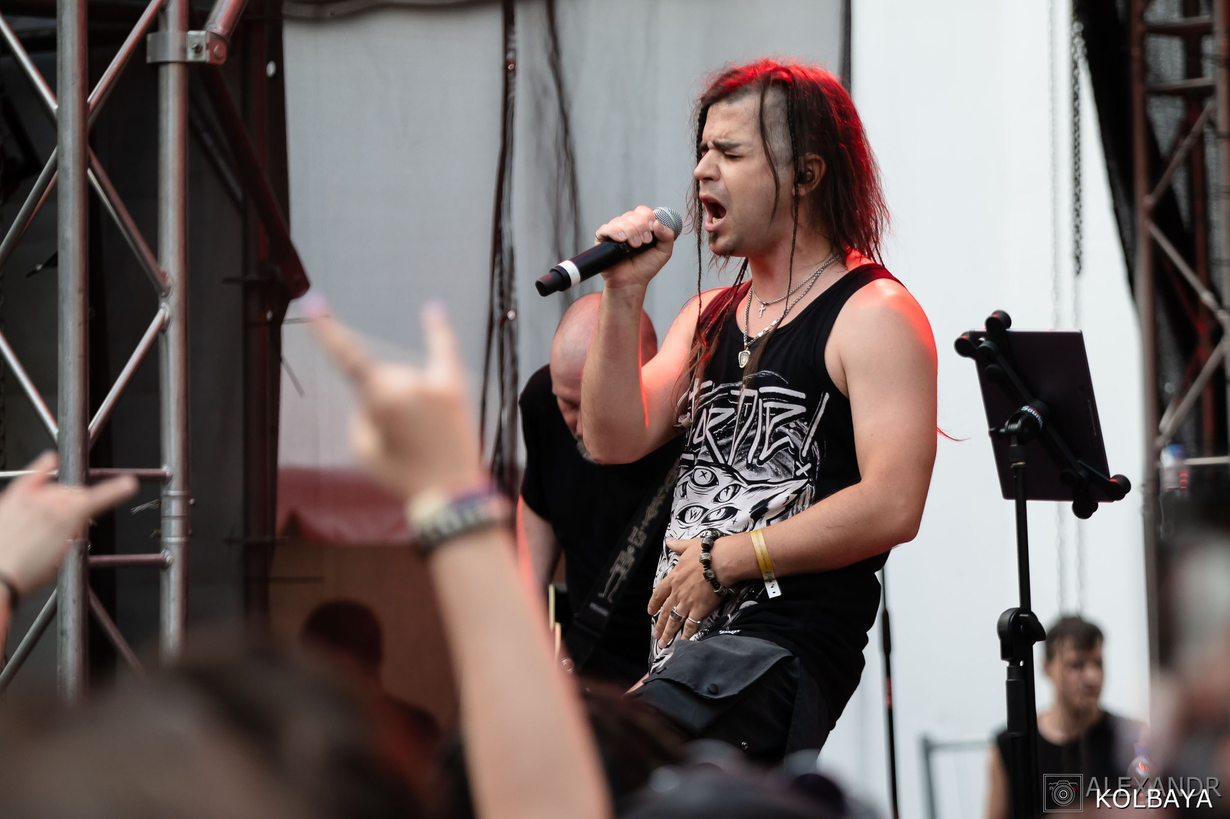 Фоторепортаж с мэшап концерта группы Черный Обелиск 4 июля 2024 года. Концертный и театральный репортажный фотограф в Москве Александр Колбая