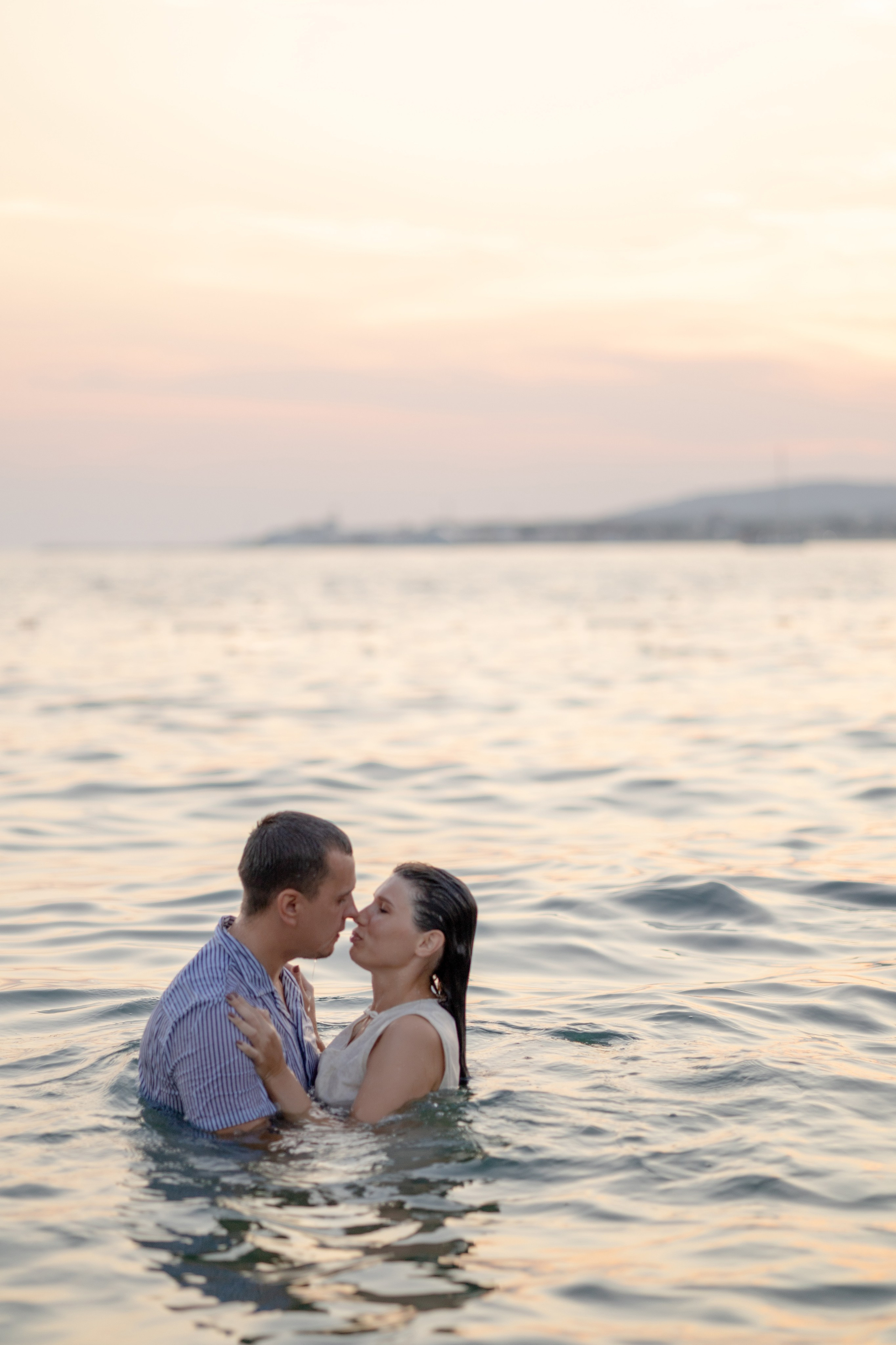 Закат на пляже Метрополь. Семейный и портретный фотограф в Геленджике Любовь Бодрова