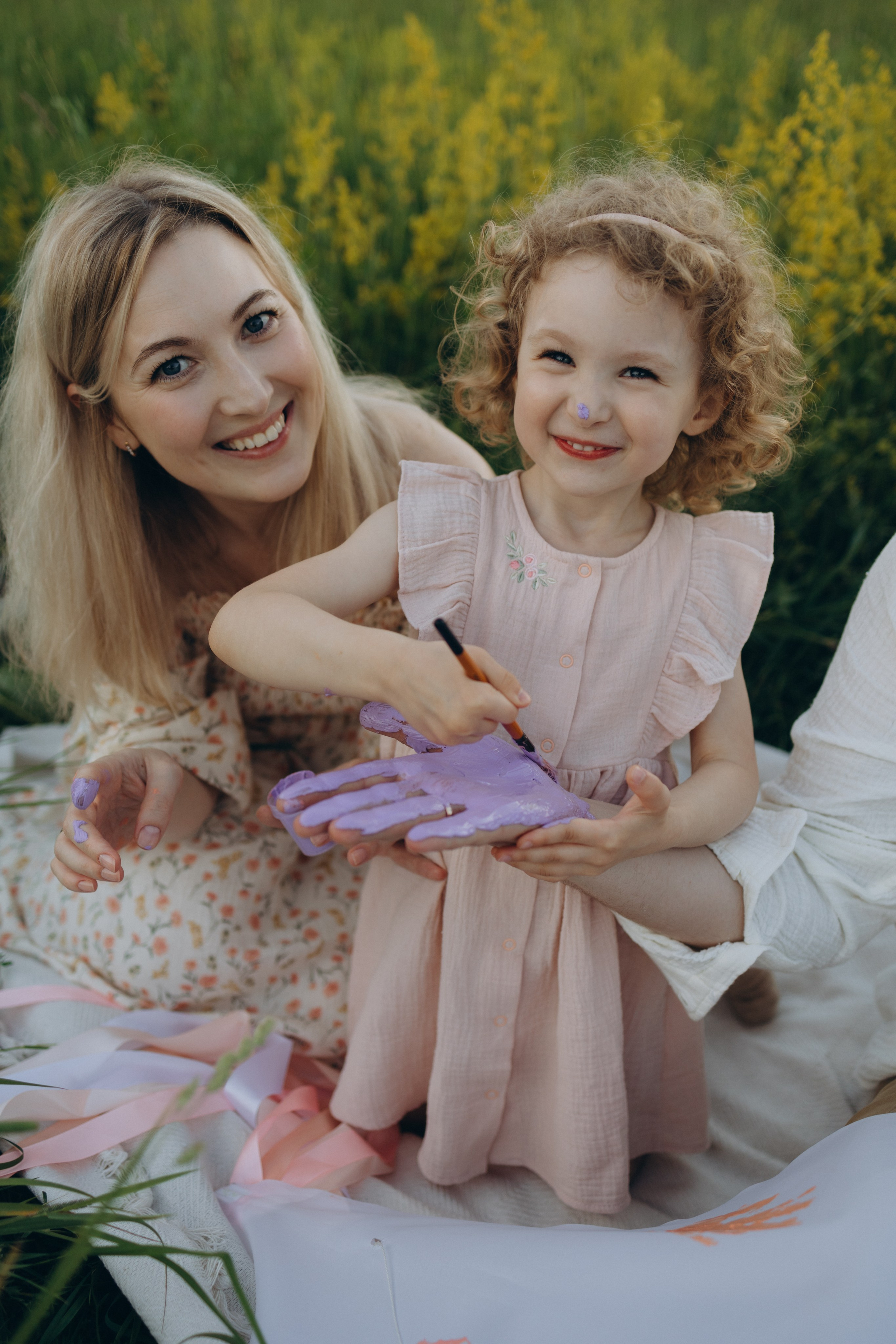 Семейные на природе. Семейный фотограф и видеограф Наумова Анна