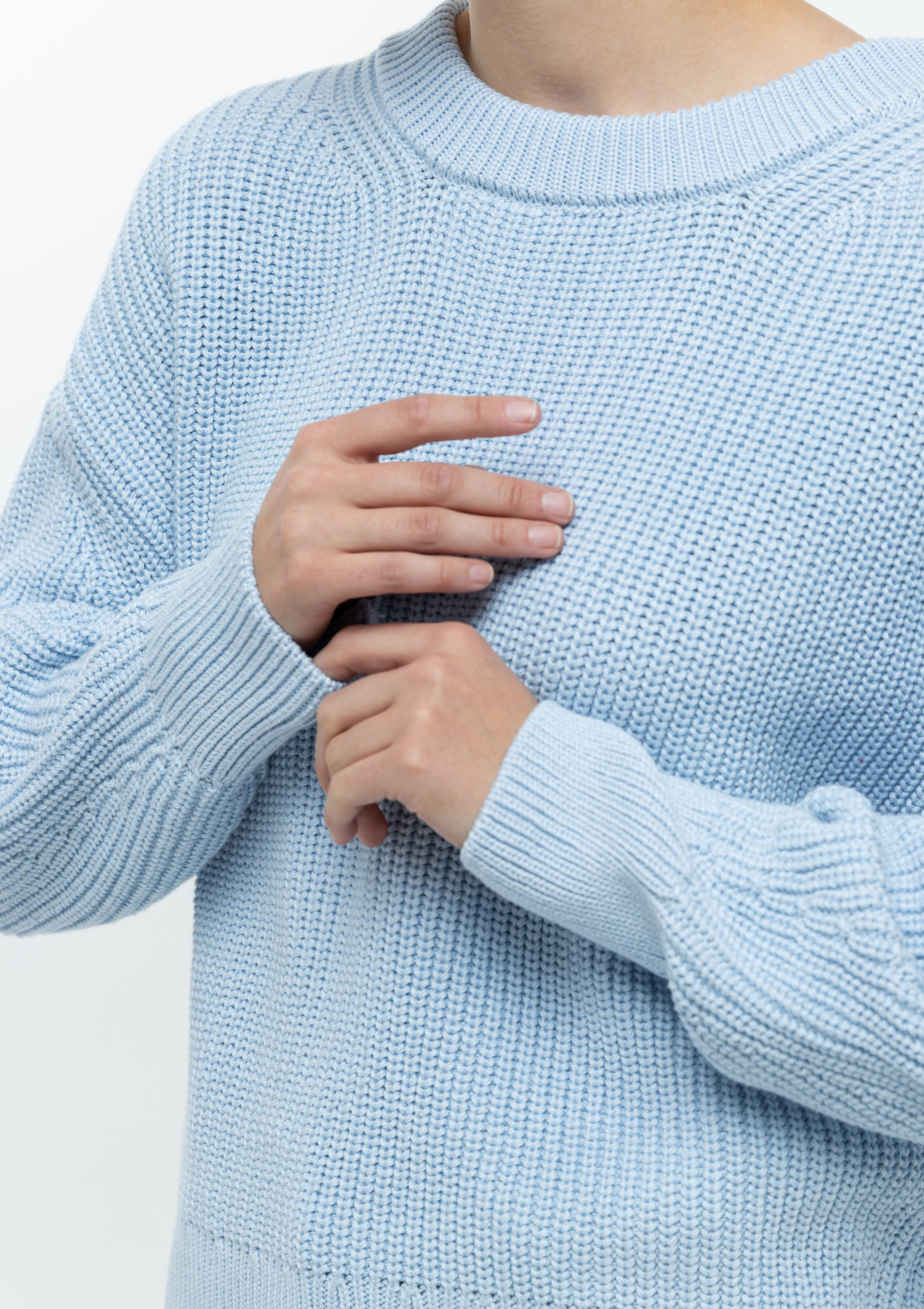 Каталог. Верхняя одежда + трикотаж бренда. 4ч,. Визажист для брендов, Фэшн продюсер Олеся Глушкова