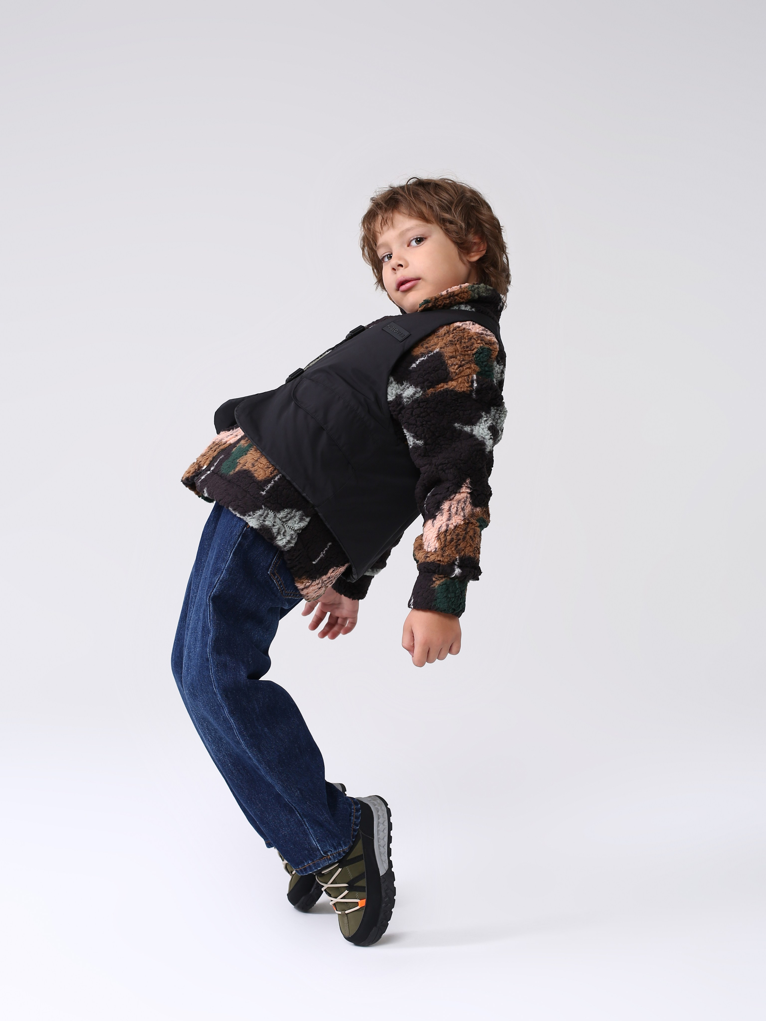 "Профессиональная детская фотосъемка для семейных портретов и воспоминаний""Высококачественная детская съемка новорожденных и малышей в студии""Рекламная детская фотосъемка для альбомов и подарков""Студийная детская съемка с креативными декорациями и позами""Коммерческая детская фотосъемка для маркетинга детских товаров""Фотография детской съемки с акцентом на эмоции и улыбки""Семейная детская съемка для портфолио и социальных сетей""Профессиональная детская фотосъемка с мягким освещением""Рекламные фото детской съемки для сайтов и брошюр""Высокоточная детская съемка для воспоминаний и презентаций""Детская фотосъемка высокого разрешения для семейных альбомов""Коммерческая детская съемка с фокусом на радость и развитие""Студийная фотосъемка детской съемки для брендов и маркетинга""Фотографии детской съемки для подарков и увеличения клиентов""Профессиональная детская съемка для каталогов и семейных историй" "Профессиональная каталожная фотосъемка товаров для e-commerce и интернет-магазинов""Высококачественная каталожная съемка одежды и аксессуаров с белым фоном""Рекламная каталожная фотосъемка для маркетинга продуктов и брендов""Студийная каталожная съемка с детальной проработкой текстур и материалов""Коммерческая каталожная фотосъемка для каталогов и онлайн-платформ""Фотография каталожной съемки с акцентом на дизайн и презентацию товаров""Предметная каталожная съемка для увеличения продаж в e-commerce""Профессиональная каталожная фотосъемка с использованием студийного освещения""Рекламные фото каталожной съемки для сайтов и социальных сетей""Высокоточная каталожная съемка товаров для презентаций и брошюр""Каталожная фотосъемка высокого разрешения для онлайн-магазинов""Коммерческая каталожная съемка с фокусом на качество и детализацию""Студийная каталожная фотосъемка для брендов и ритейла""Фотографии каталожной съемки для маркетинговых кампаний""Профессиональная каталожная съемка для каталогов и увеличения конверсии"