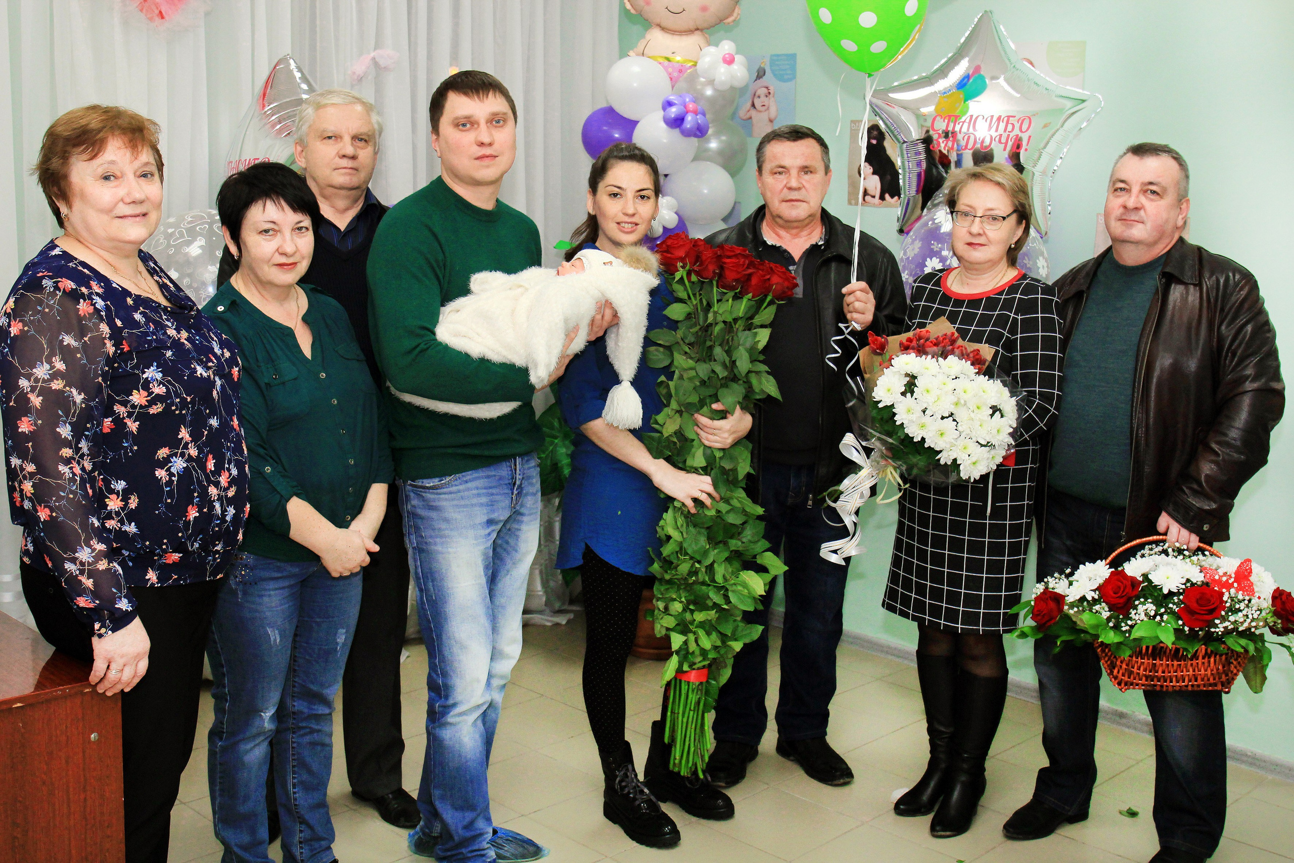 Выписка из роддома. Игорь Варава свадебный фотограф видеограф Белая Глина Краснодар