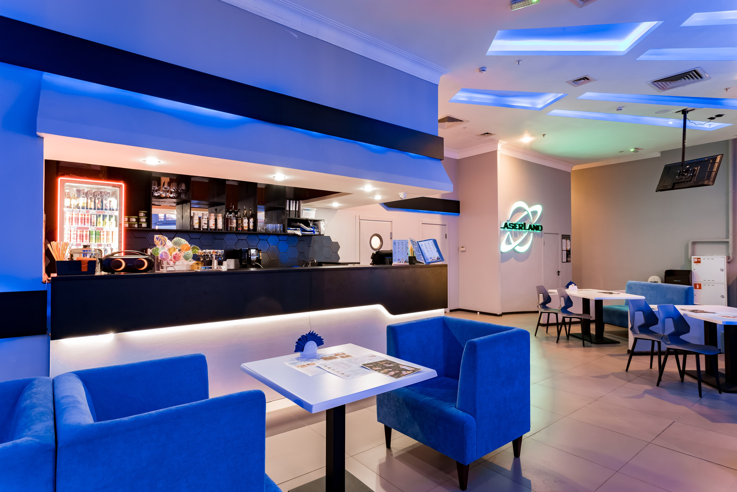 Фотосъемка для развлекательного центра LaserLand в ТРК VEGAS Каширское. Интерьеры, Контент, Портреты | Фотограф в Москве Дани Терно