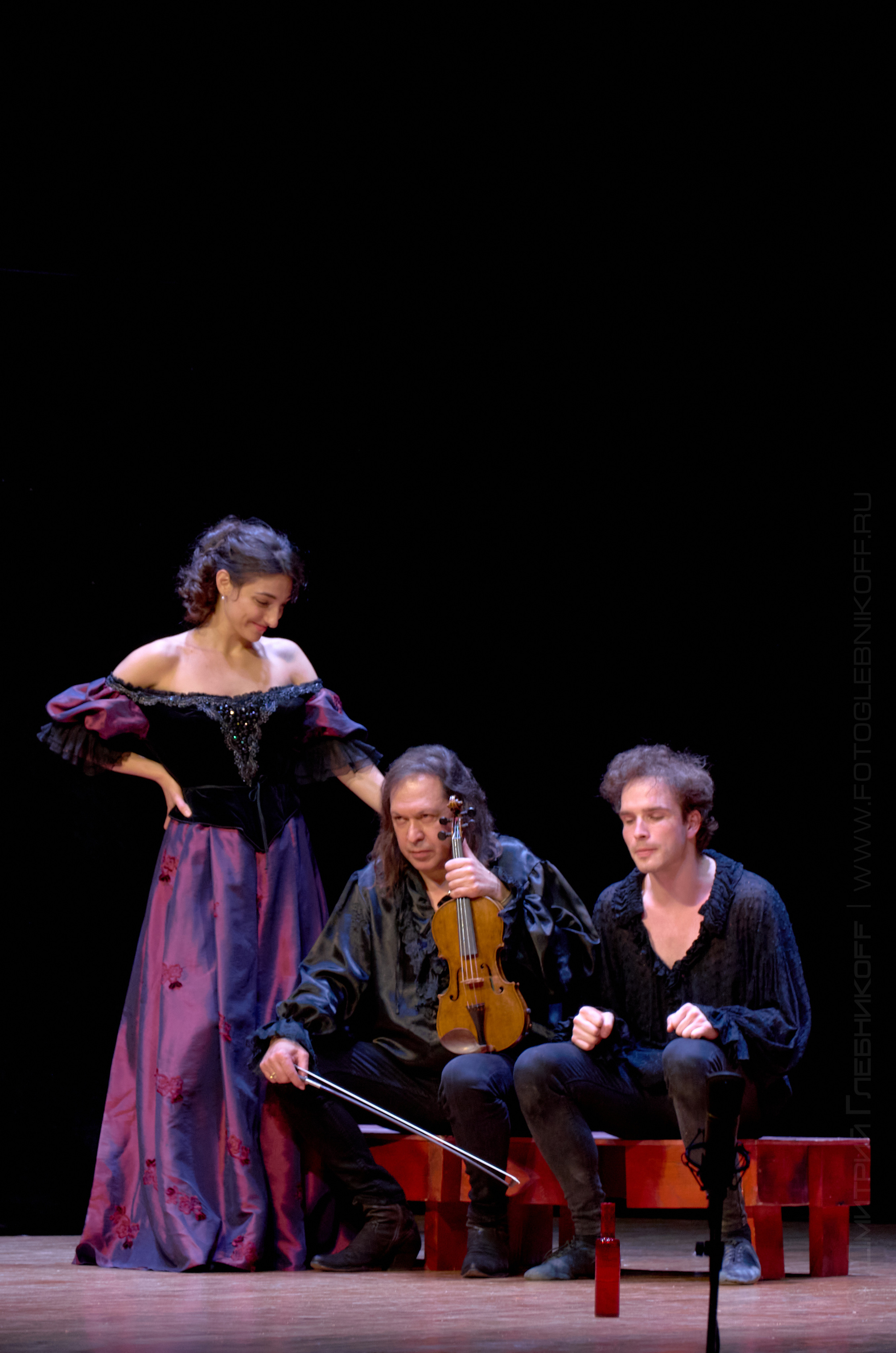 Reportage photography / Premiere / The Temptation of Paganini. Showbiz | Fashion | Reportage