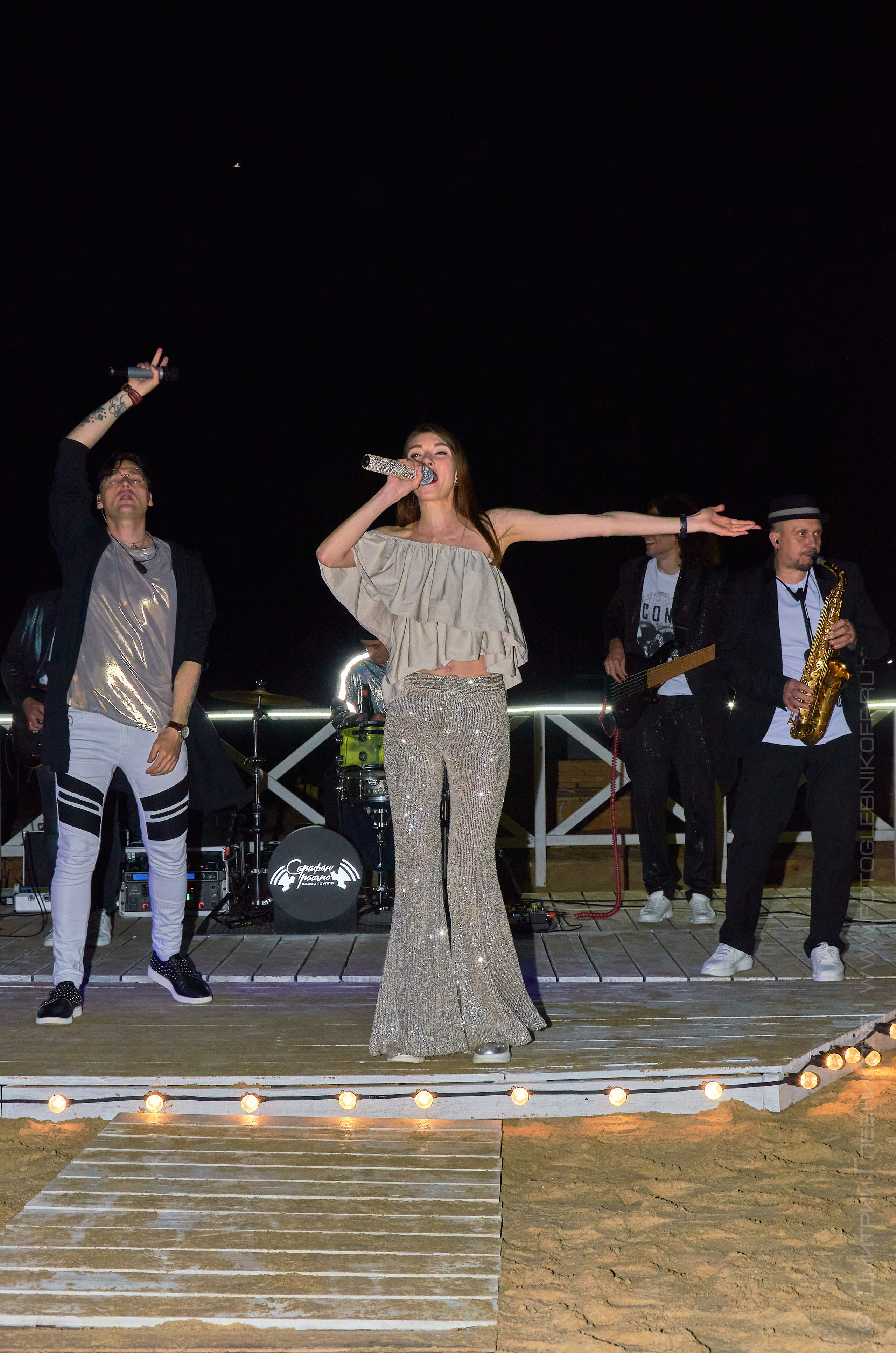 Concert / Cover band «Sarafan Radio». Showbiz | Fashion | Reportage