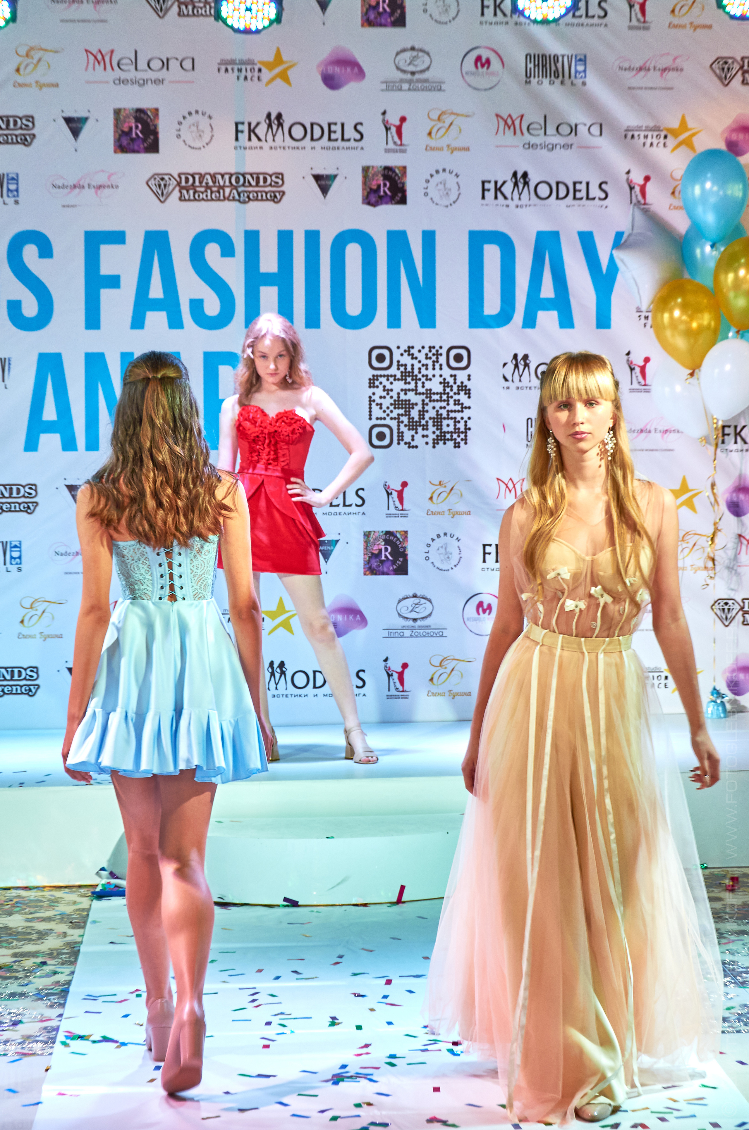 Fashion photography / Fashion day. Showbiz | Fashion | Reportage