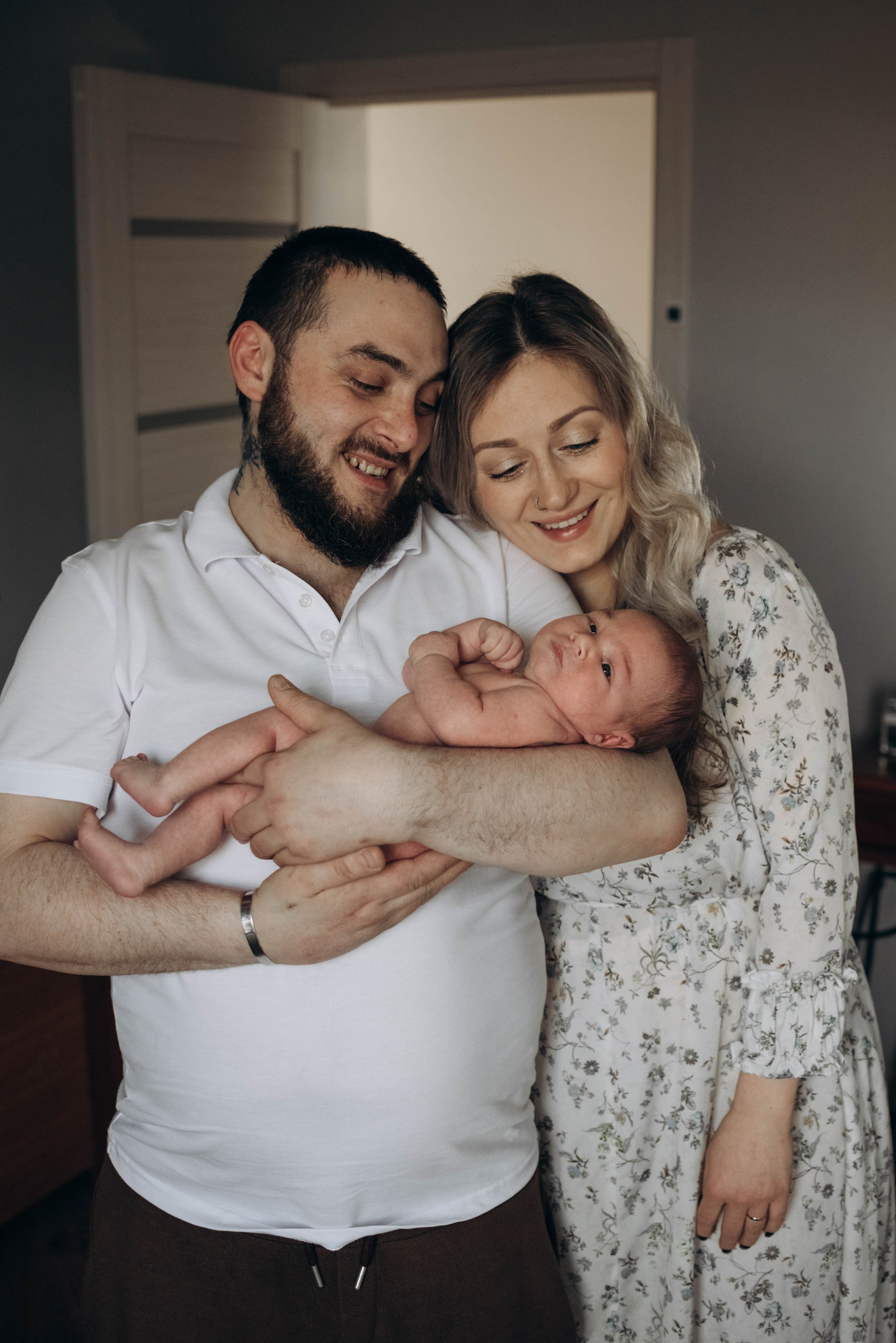 Большое маленькое чудо. Домашняя съемка новорожденного. Семейный фотограф в Железнодорожном Масаева Елена