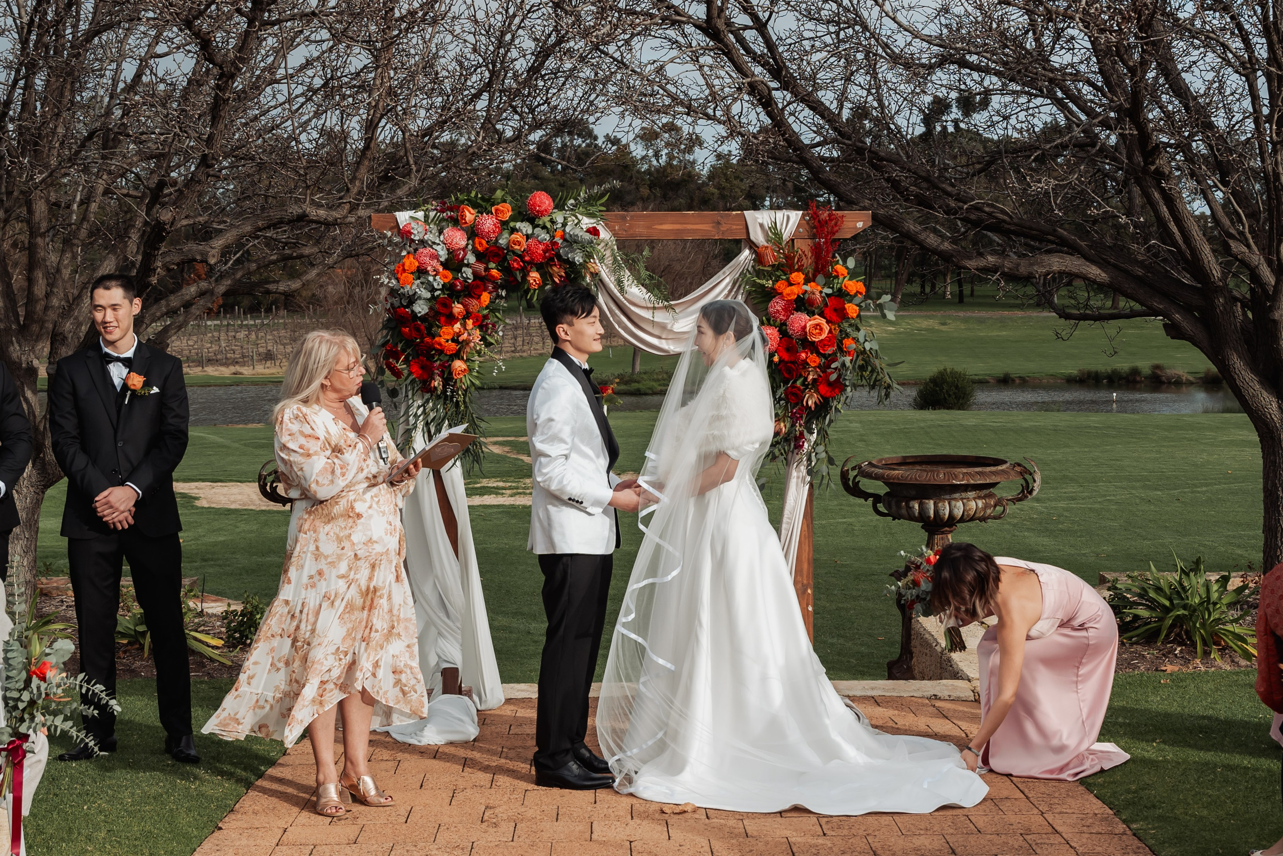 …True Love’s Kiss. Golden Moments Editing — We do Wedding’s Retouch and Video Editing