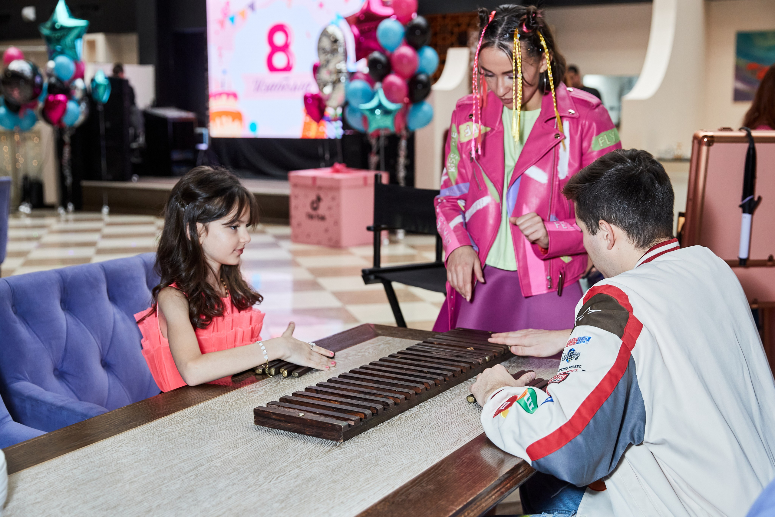 Большой День рождения девочки. Budanovaphoto.ru