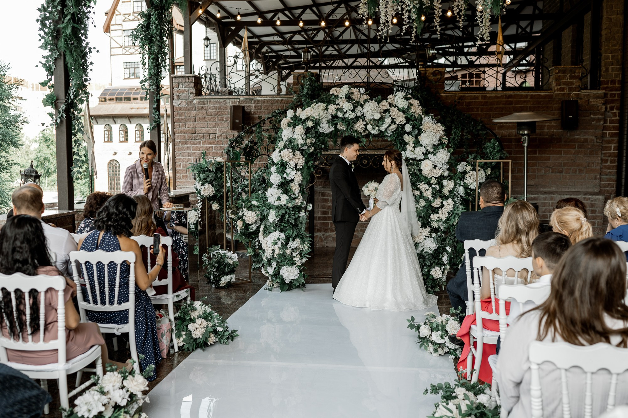 Вячеслав и Екатерина. Свадебный фотограф в Тюмени Анастасия Конева