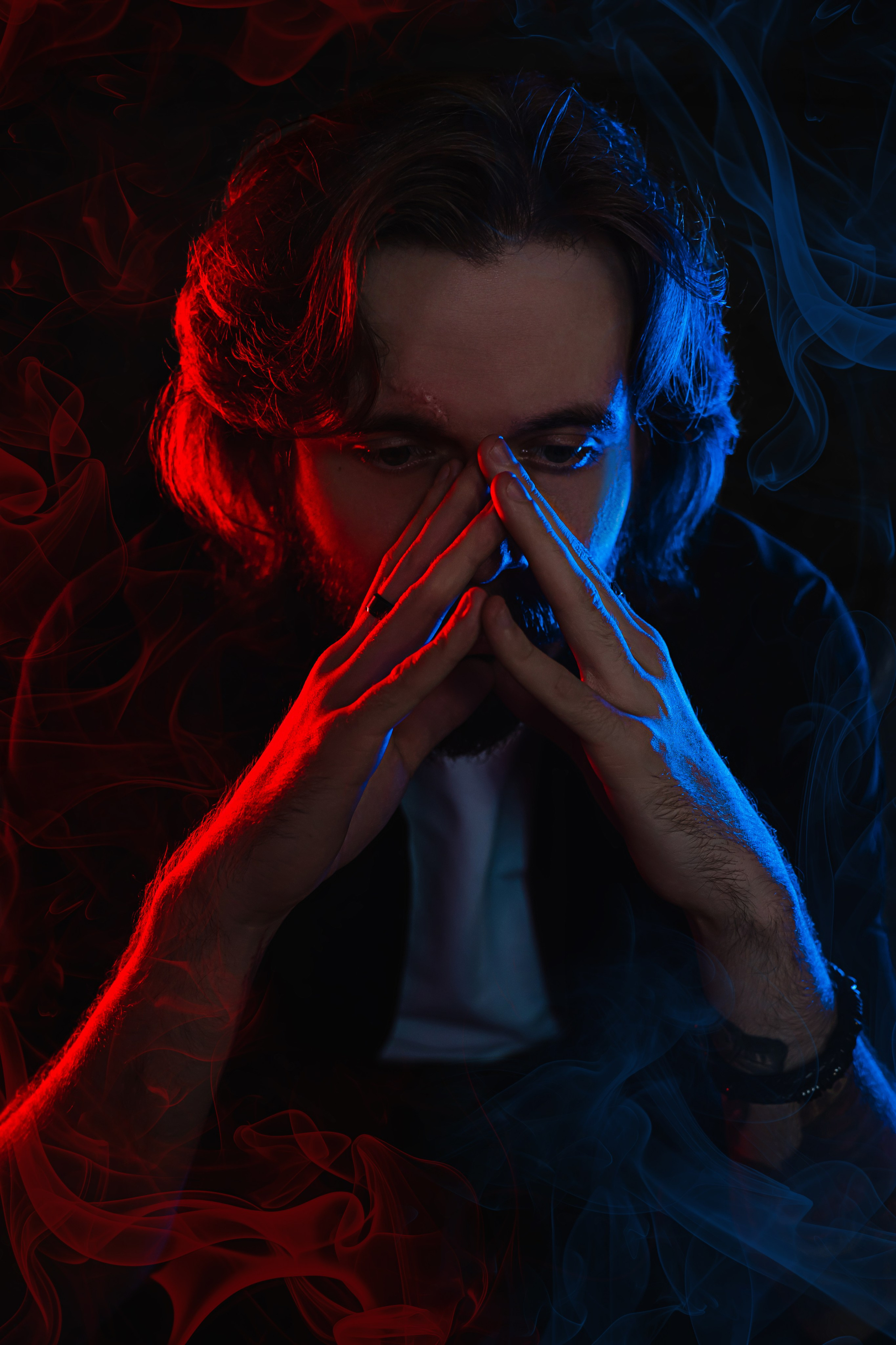 Мрак в неоновых лучах. Репортажный фотограф Анастасия Рубцова