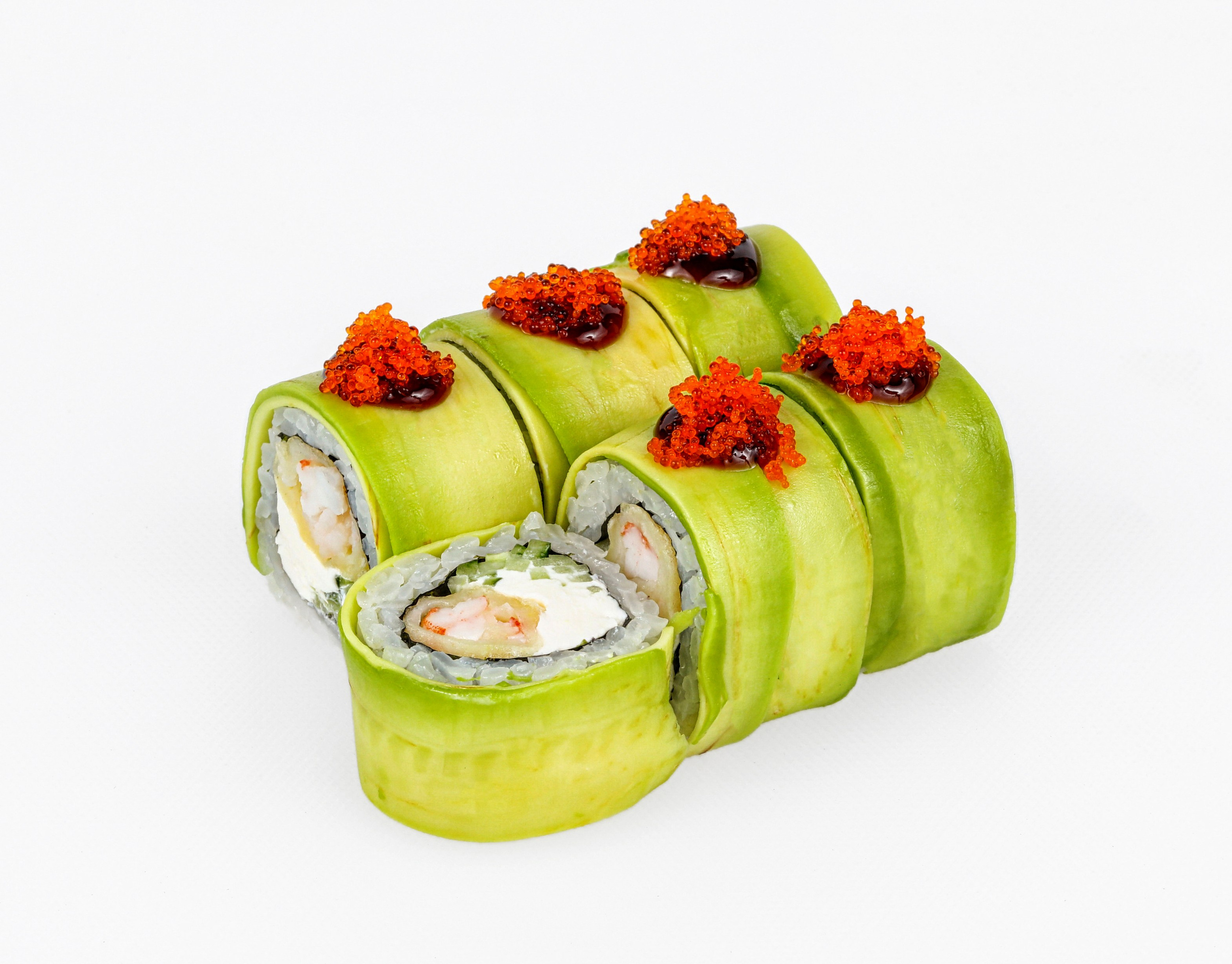 Фотосъемка суши и роллов. Заказ по тел.: +7 (906) 006-90-22. Фуд-фотограф Андрей Старостин — съемка еды в Москве. 9000 руб. в час