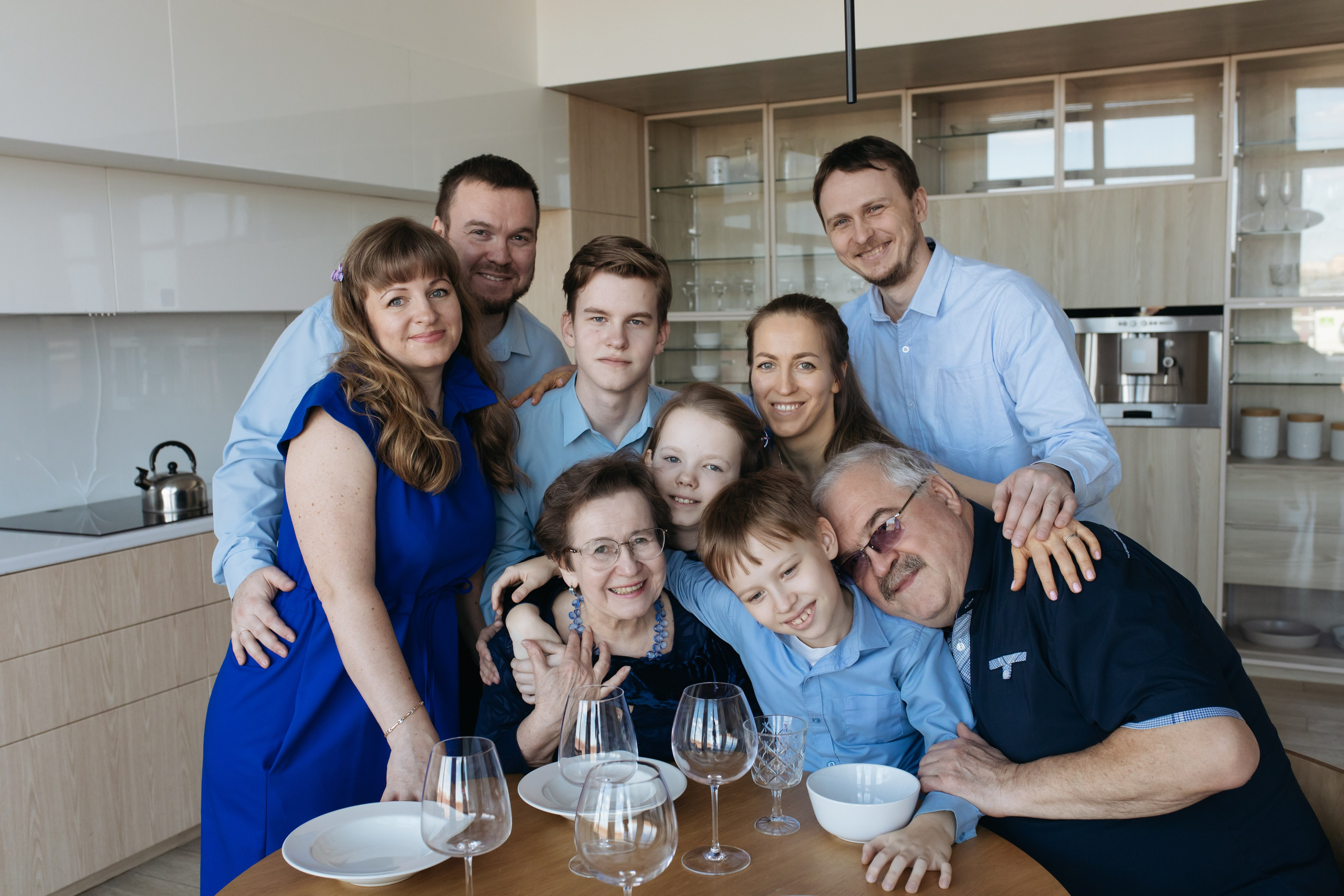 Одна большая семья: 9 человек, 3 поколения. Свадебный и женский фотограф в Санкт-Петербурге Муртеева Екатерина