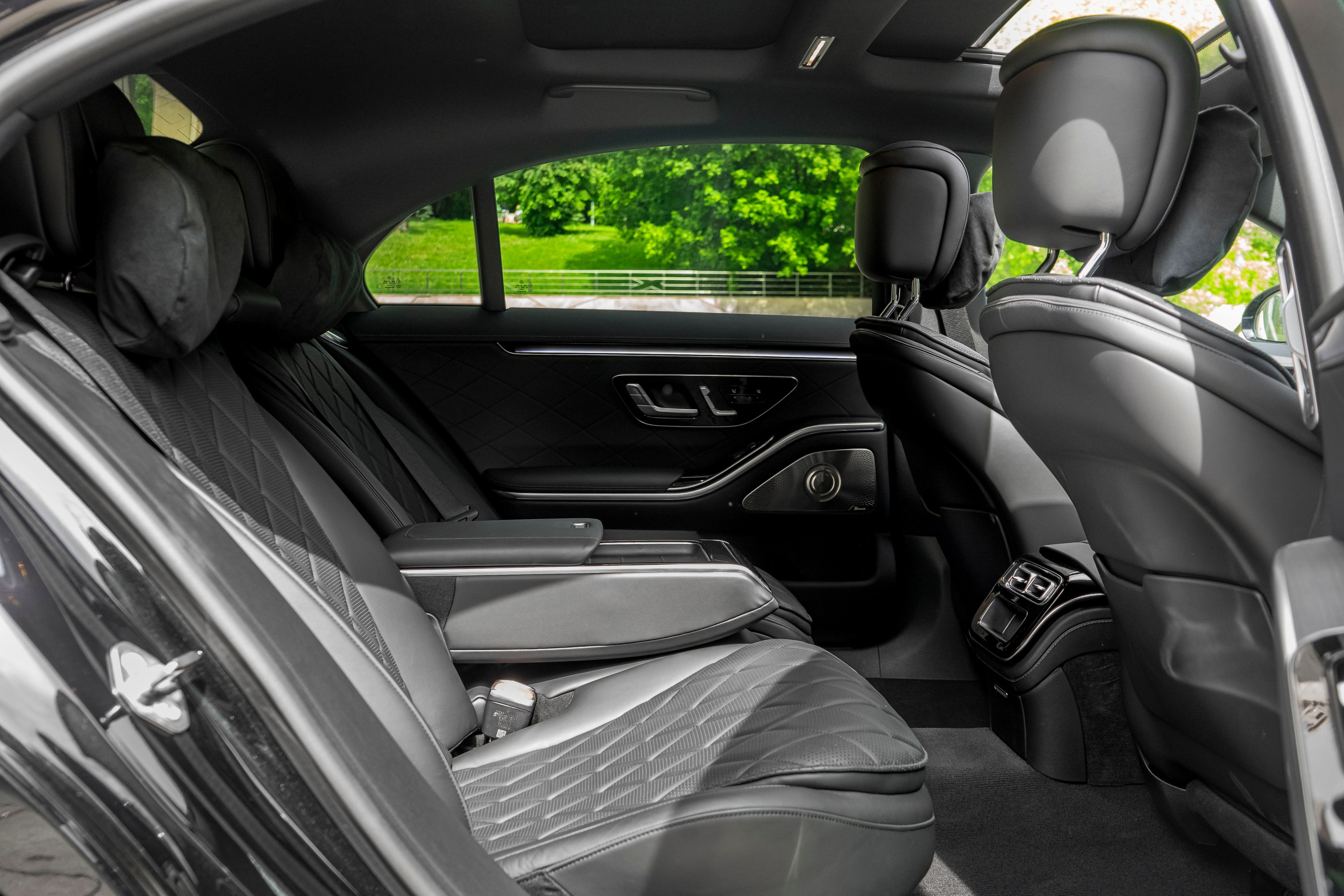 Mercedes S-class (W223). Автомобильный фотограф Ногинск Денис Городок