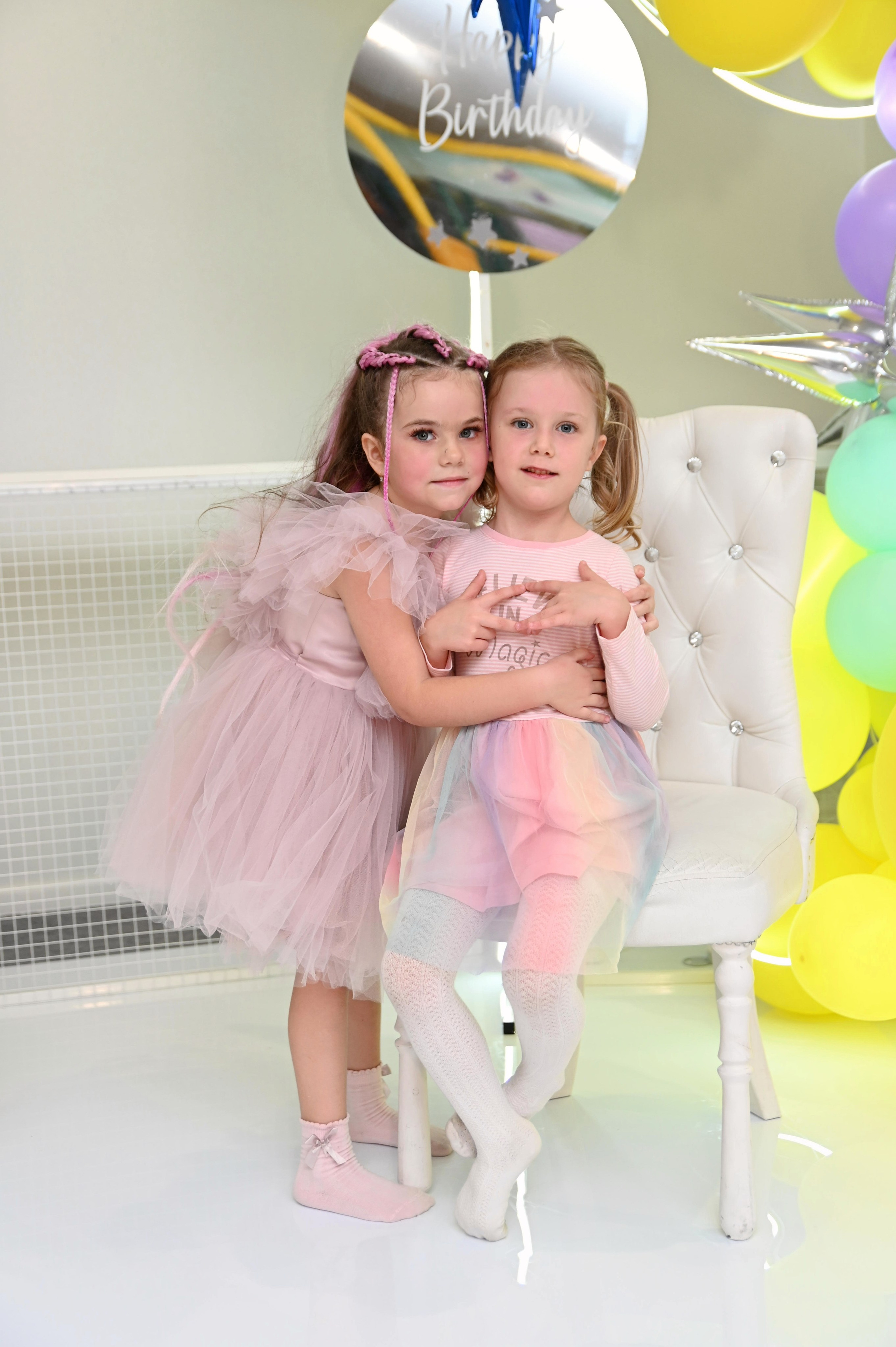 Игротека «Море Позитива». Я Ольга Казанцева, фотографирую снимаю ваши киноистории и печатаю фото и цифровые портреты на холсте