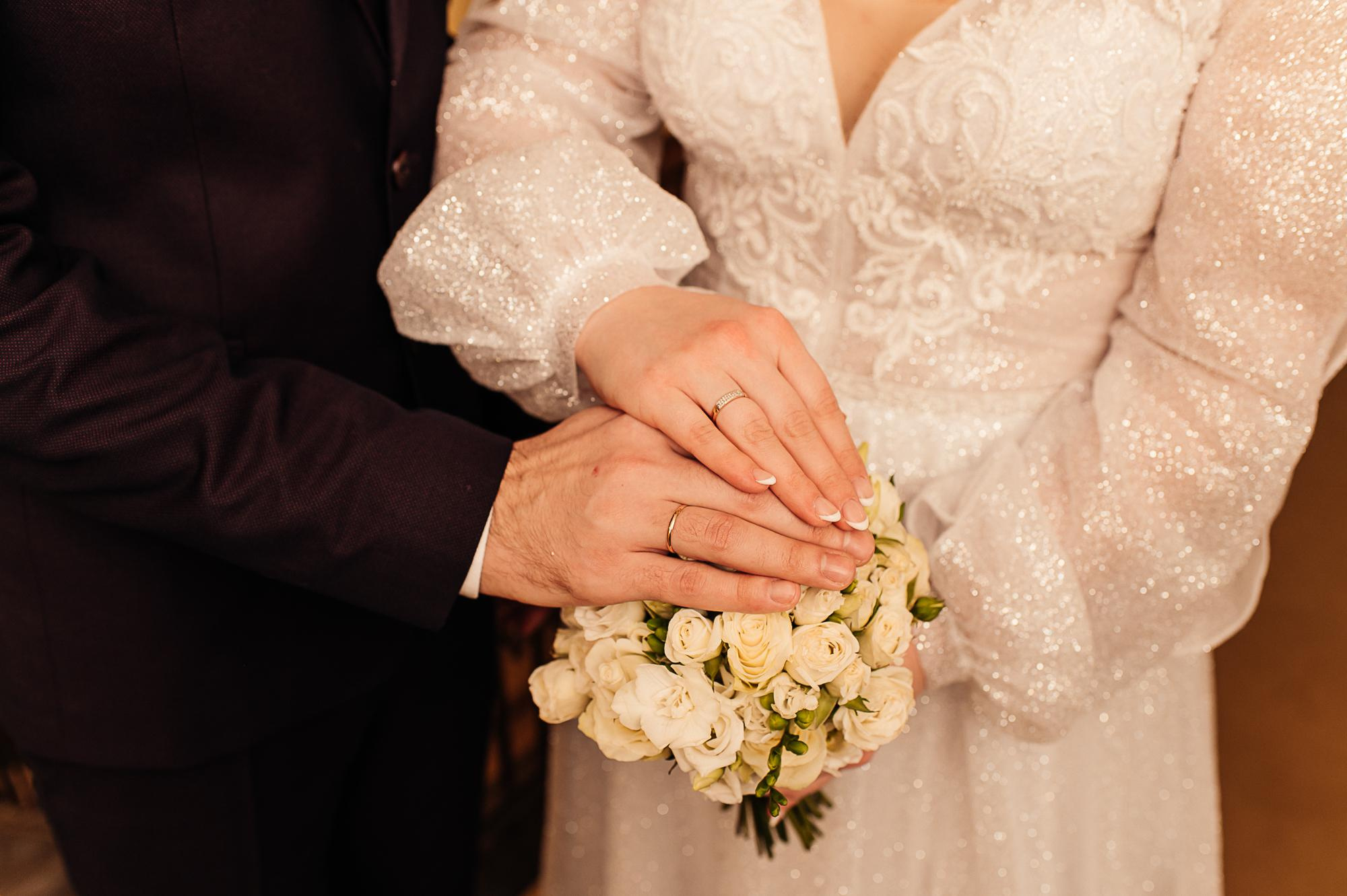 Александр и Юлия анонс. Фотограф Виктория Грибова г. Вологда