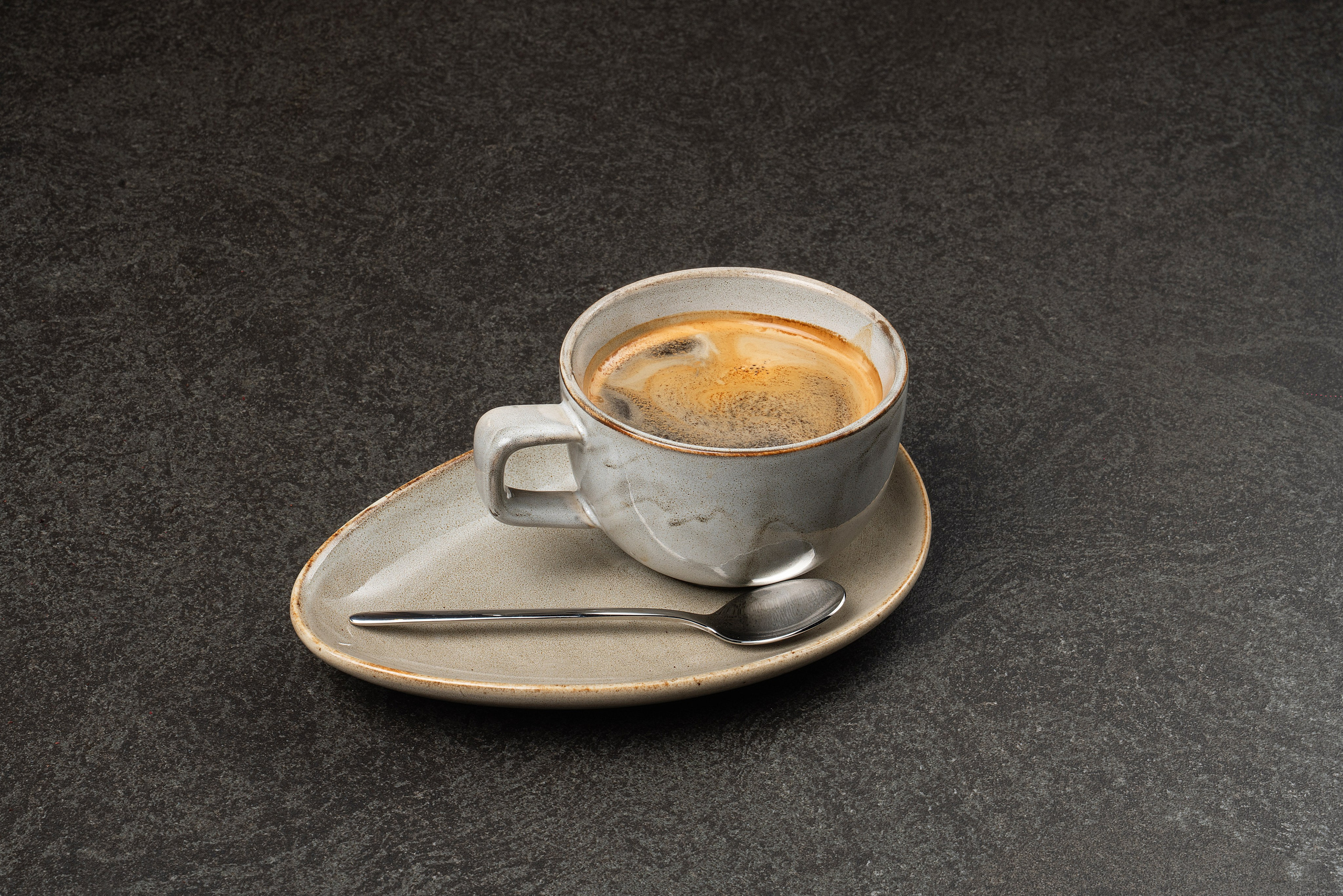 Auria (Commercial retouch). Илья Игнатченко — фотограф, ретушер