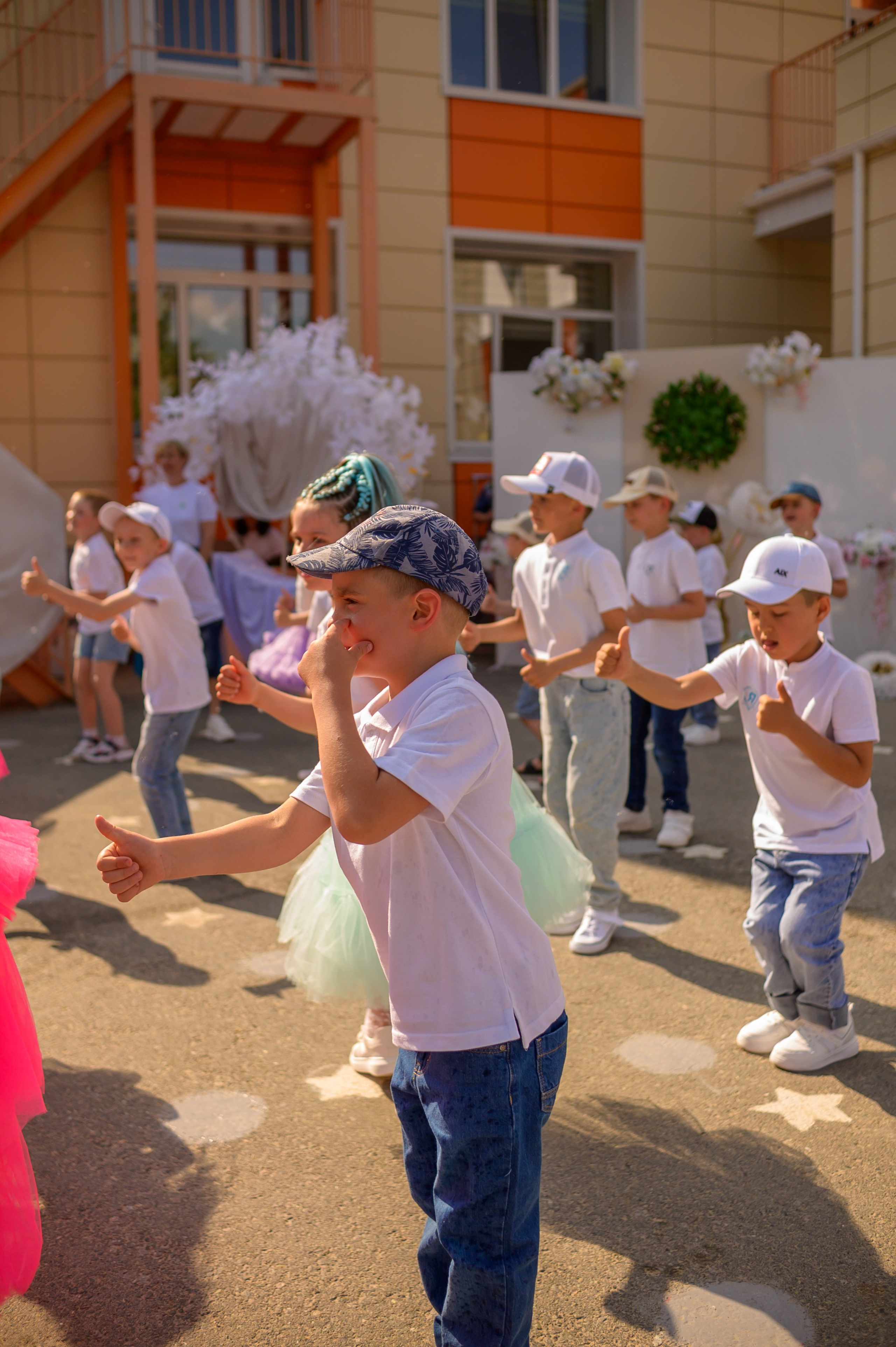 Репортаж выпускного группа «Фантазёры» 3 садик. Фотограф новорожденных, семейный детский в Тюмени Татьяна Морозова