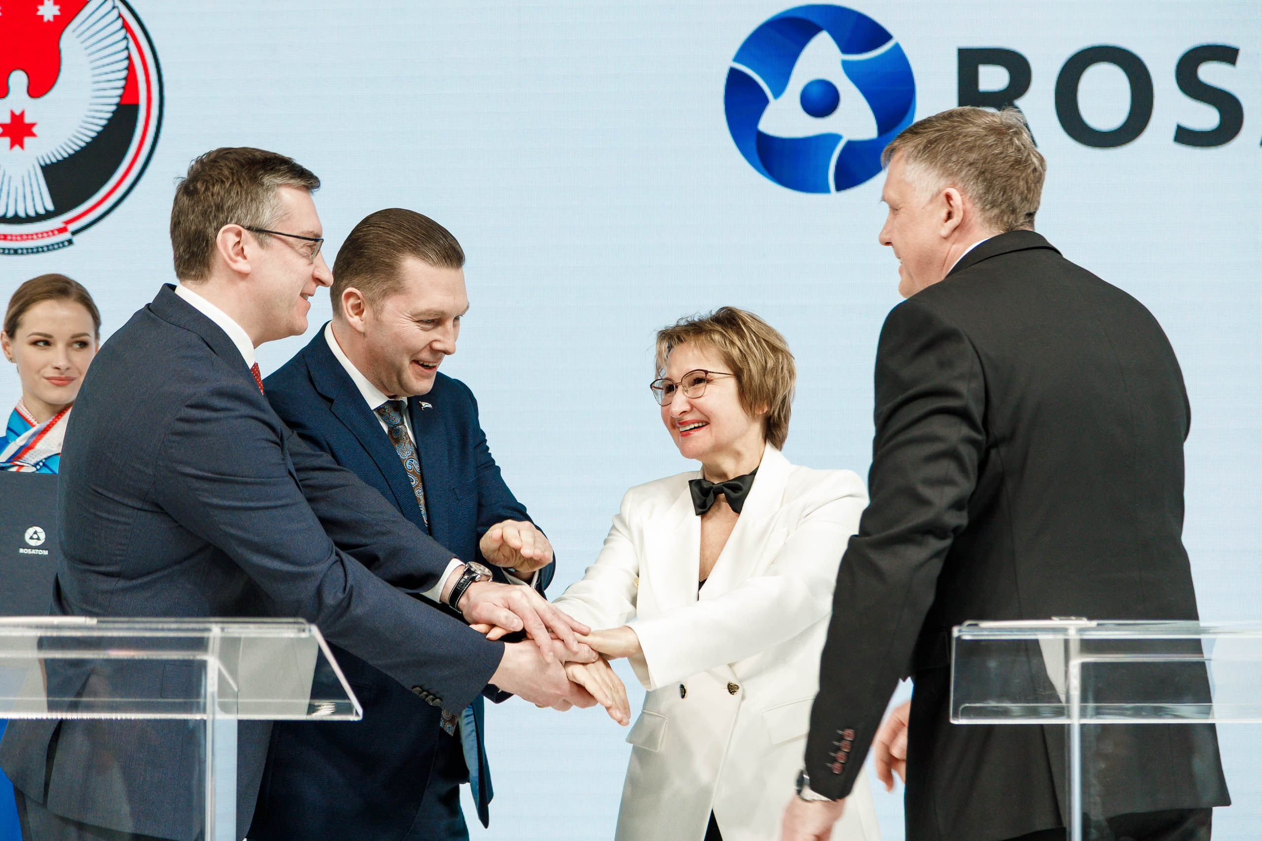 Подписания соглашений на форуме ATOM EXPO XIII 2024 в Сириусе. Репортажный фотограф в Москве, Сочи и Санкт-Петербурге