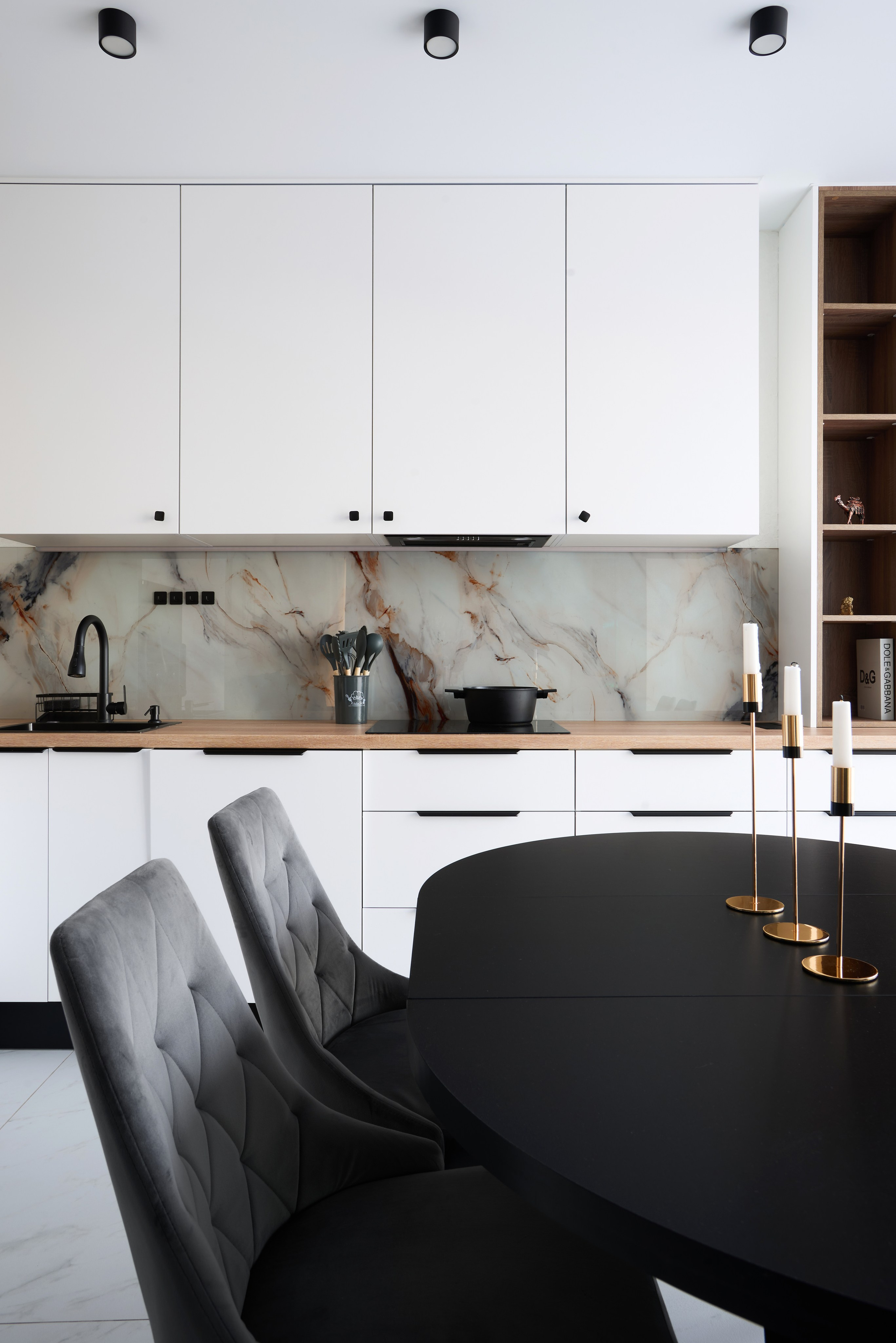 ЖК Минск Мир. Автомобильный и интерьерный фотограф в Минске Александр Тагаев