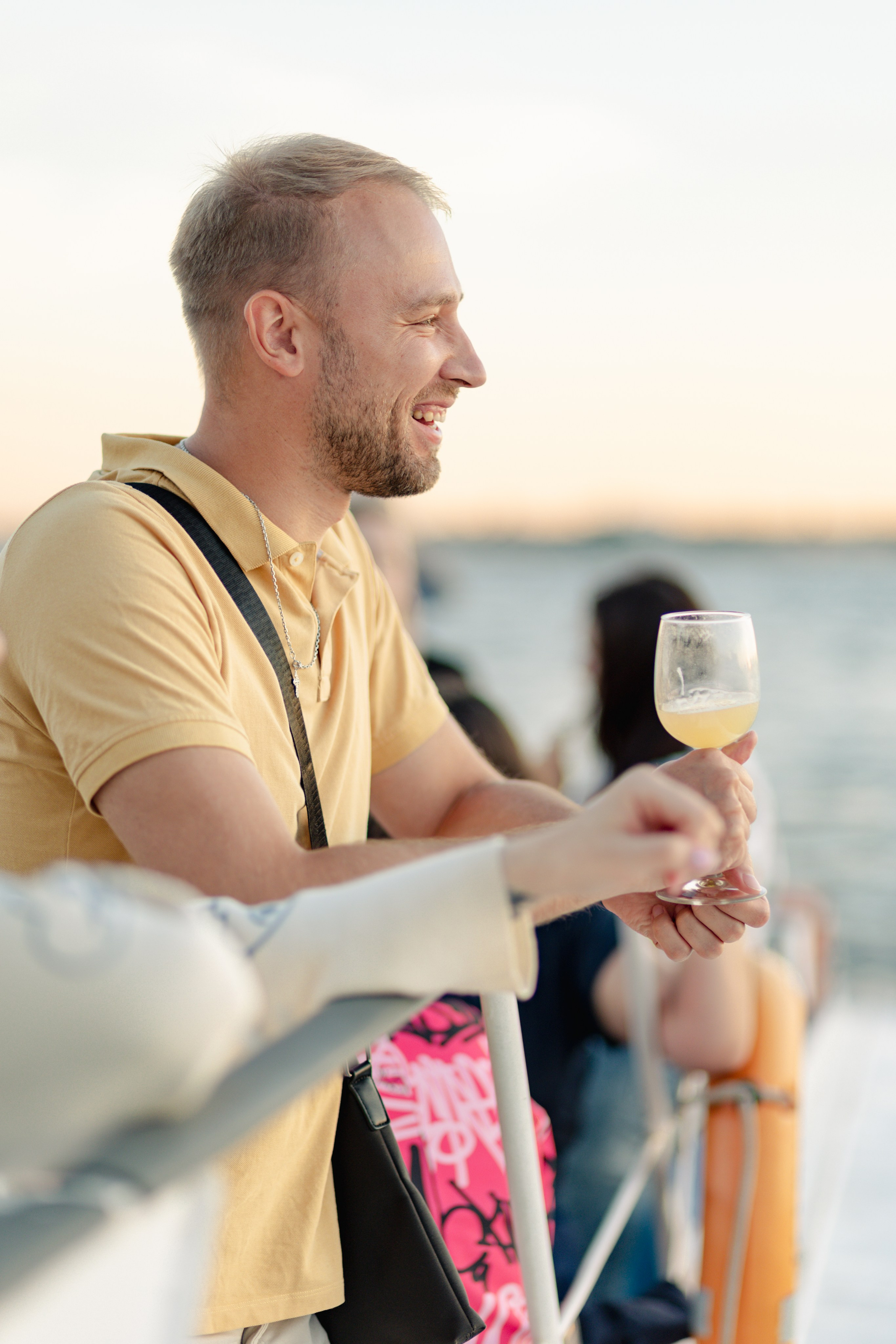 Gravity Project круизы. Репортажный и портретный фотограф в Санктпетербурге. Видиосъемка мероприятий в Санкт-Петербурге