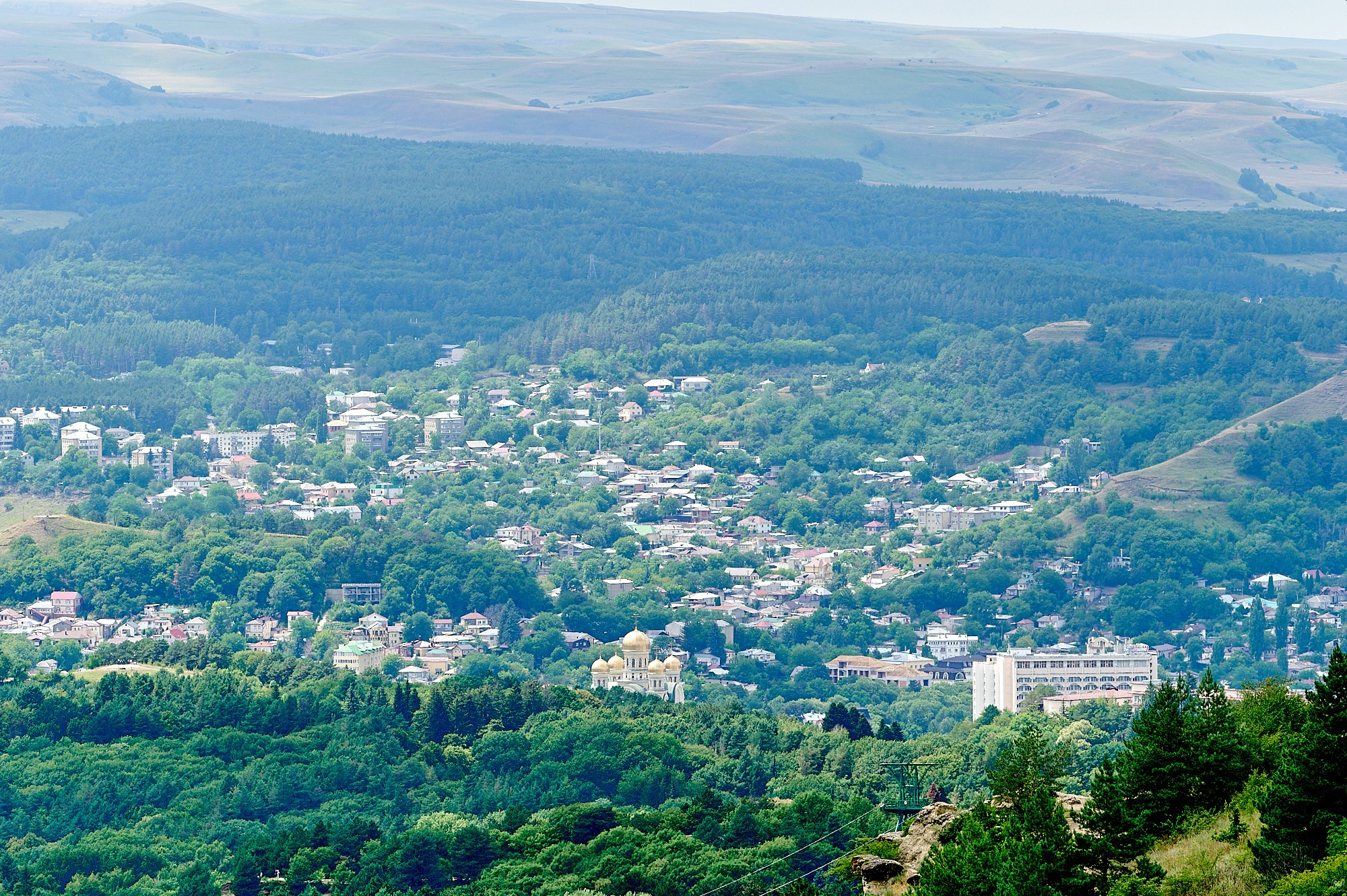 Кисловодск, Россия. Август 2024. Фотографии отовсюду и обо всем