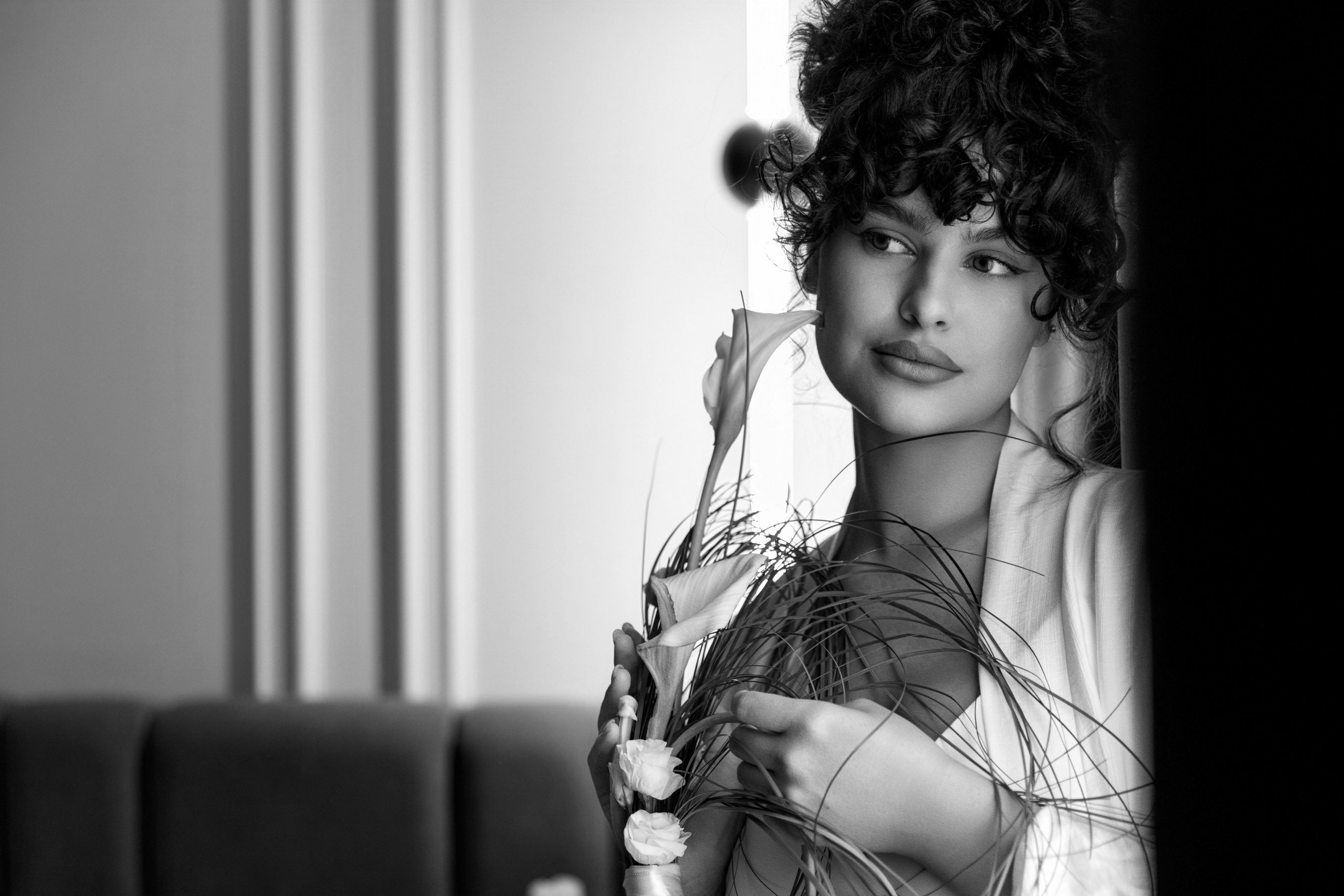 Портрет невесты с букетом в Казани. Фотограф Орешина Елена