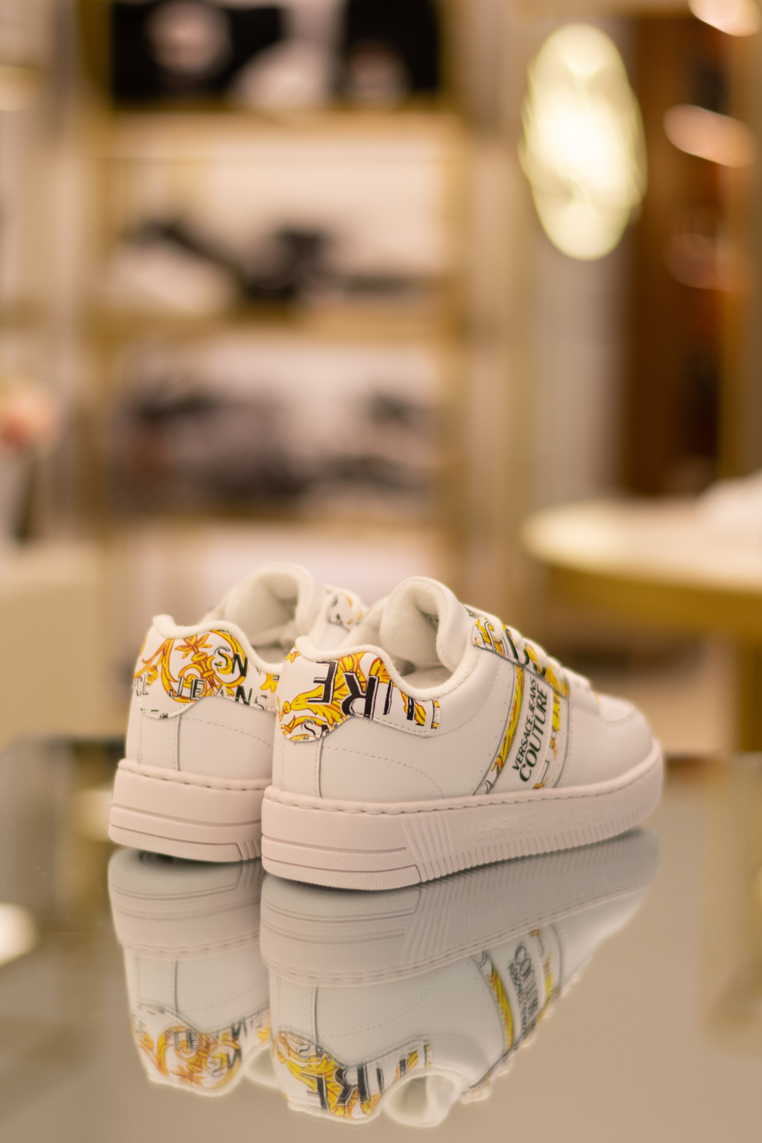 Для организаций. Предметная фотосессия для обувного магазина Capsula. Фотограф/видеограф Богдан Голованов