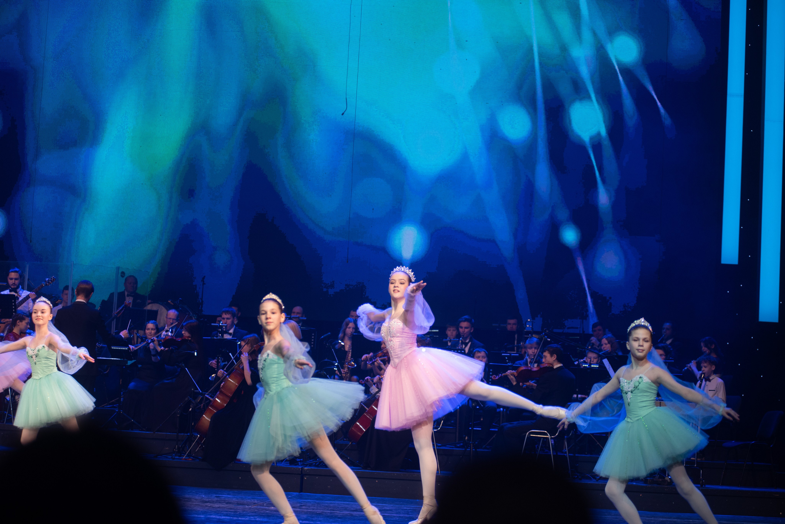 Отчетный концерт ДШИ «Гармония» «Зимняя гармония». Фотограф новорожденных, семейный детский в Тюмени Татьяна Морозова