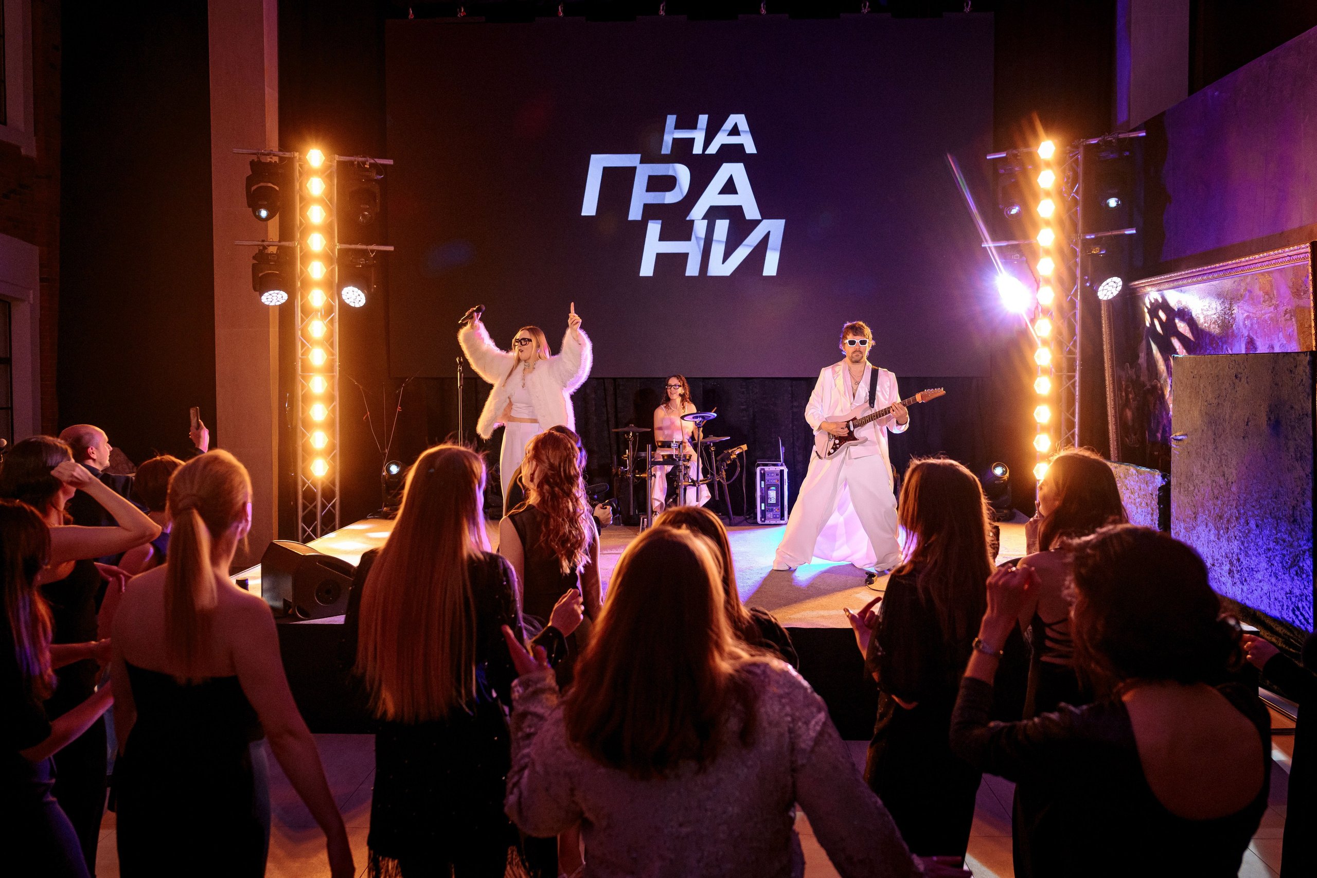 РАЗУМ. Максим Комаров — Профессиональный фотограф