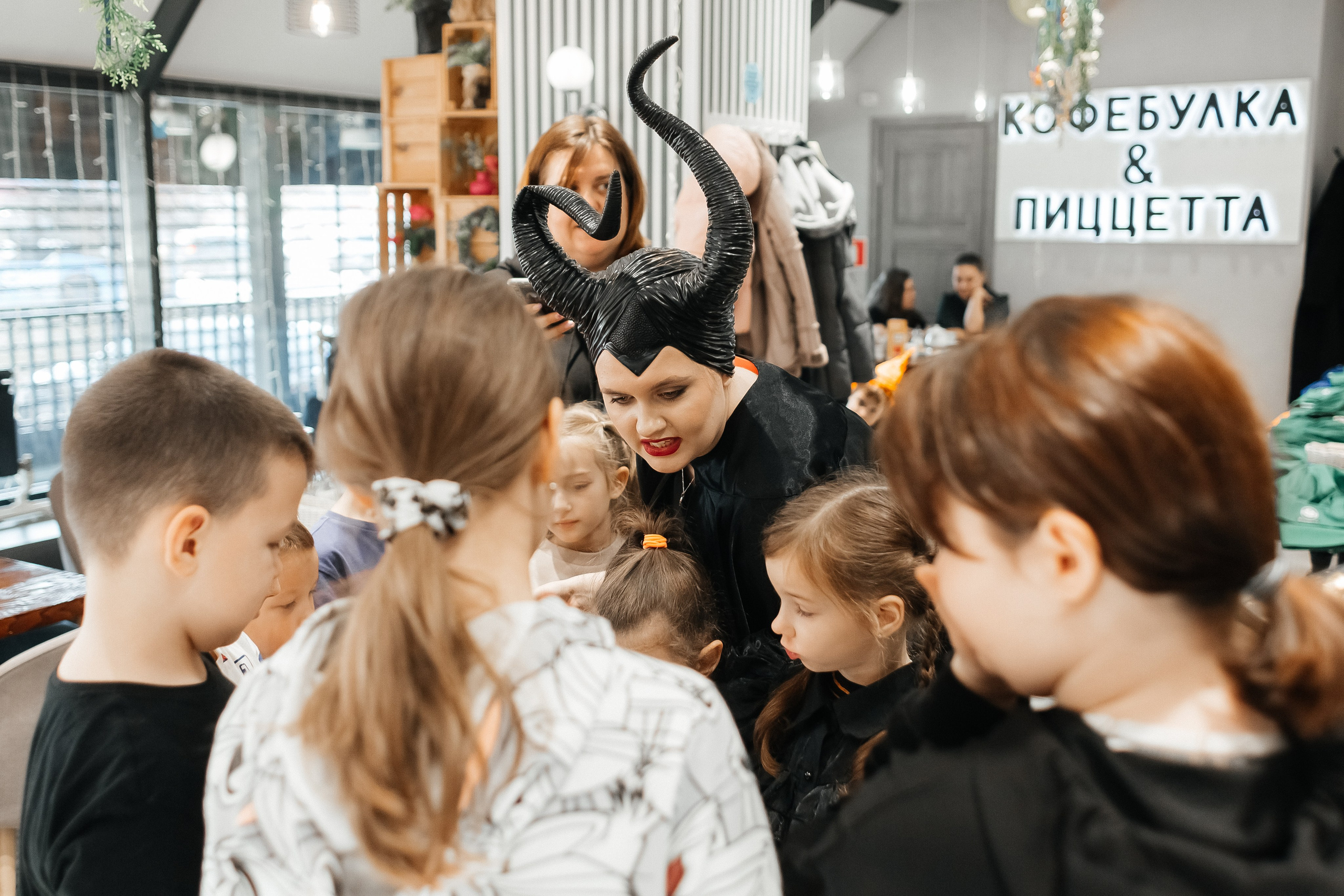 Детский мастер-класс в «Кофебулка». Фотограф Кемерово | Сергей