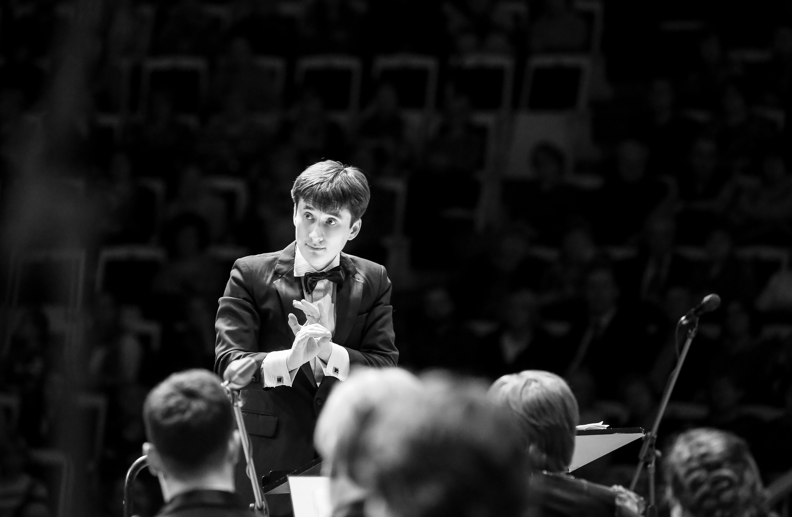 Концерт «Один виток вокруг планеты» ко Дню космонавтики. Дарья Письменюк / Darya Leitstern — фотограф, музыкант, журналист, путешественник