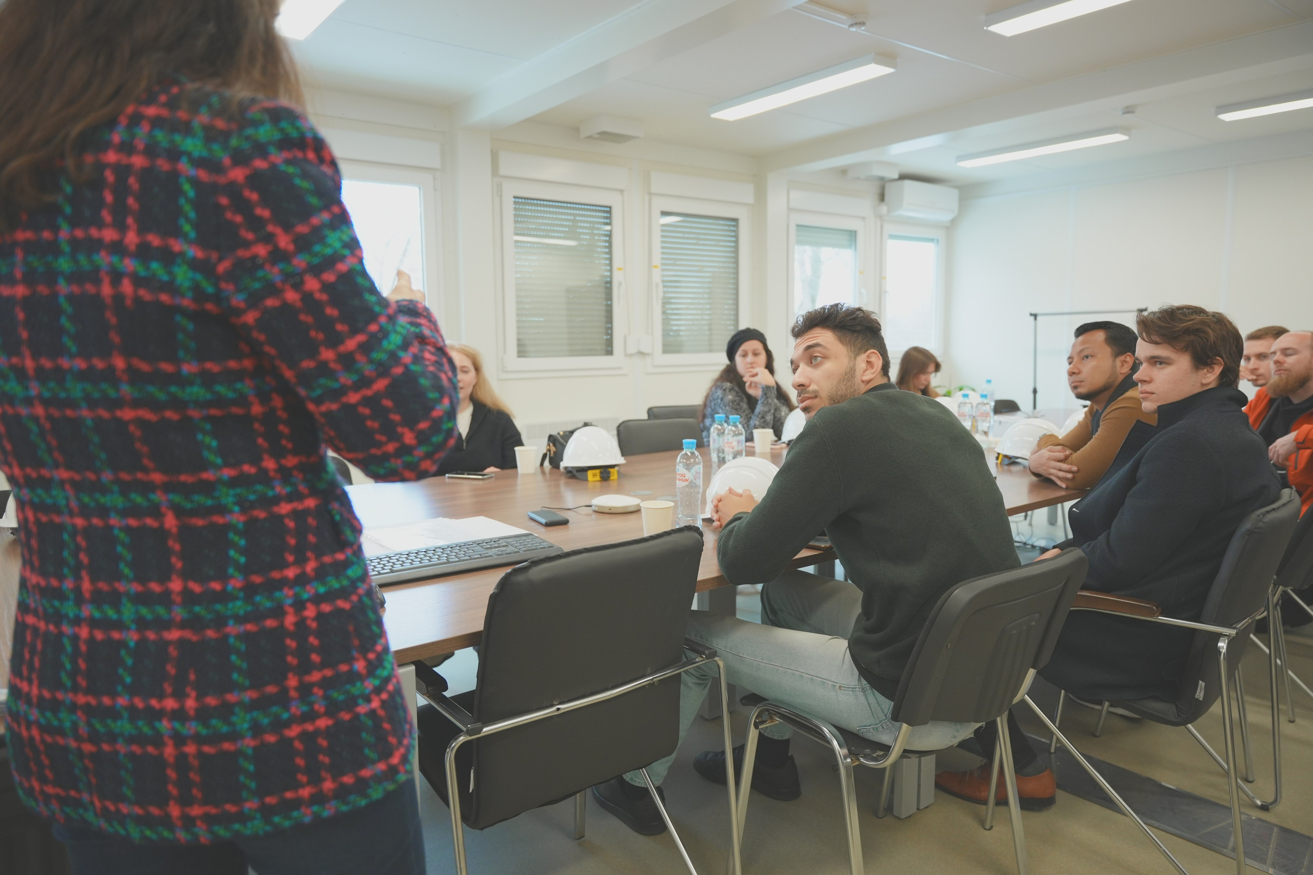 Экскурсия для туристов. Уголок фототворчества Никиты Усачева