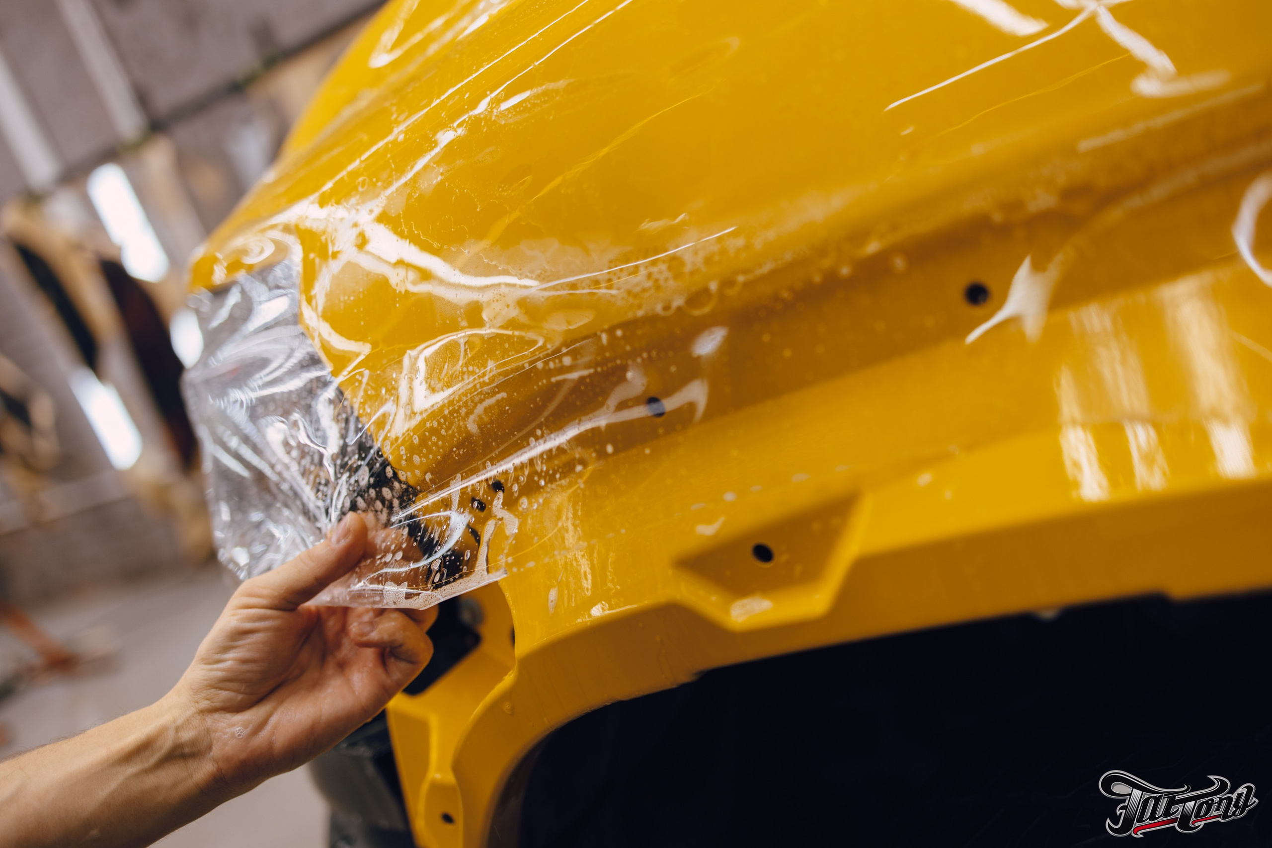 RAM TRX замена ремней безопасности и оклейка в полиуретан. DeLorein