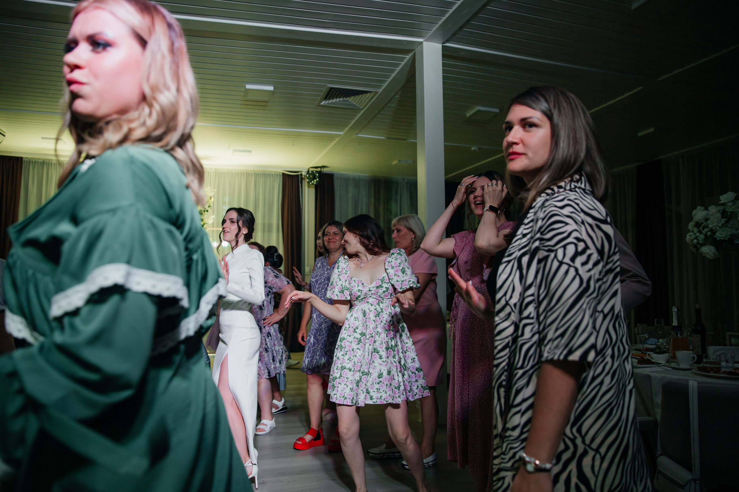 Wedding «Sunlight». Свадебные фотограф и видеограф Наталья и Анатолий Новиковы СПб